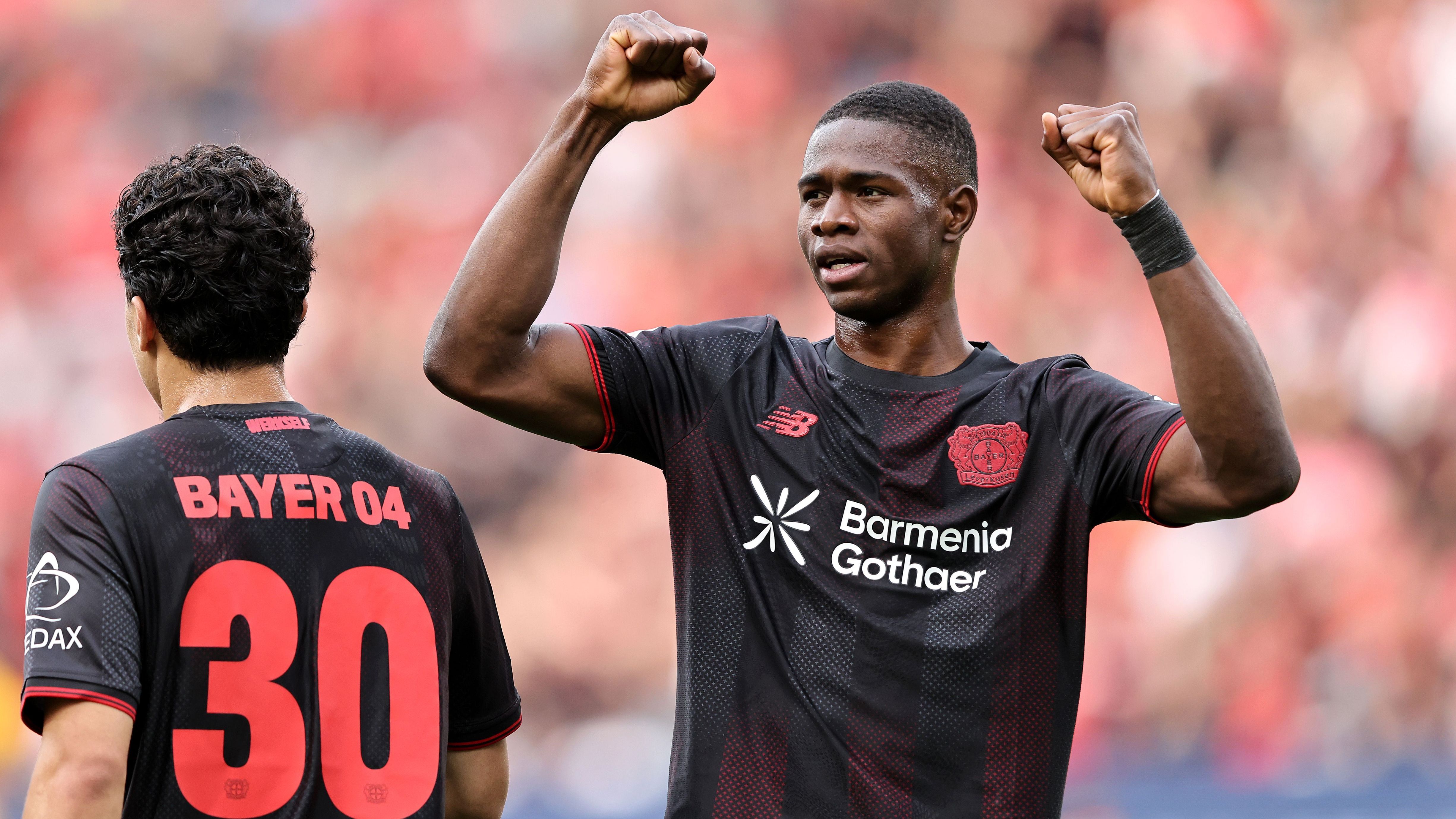 Erik ten Hag Nears Agreement for New Centre-Back as Bayer Leverkusen Secures Deal with Sevilla After Defender Declines Bournemouth Move