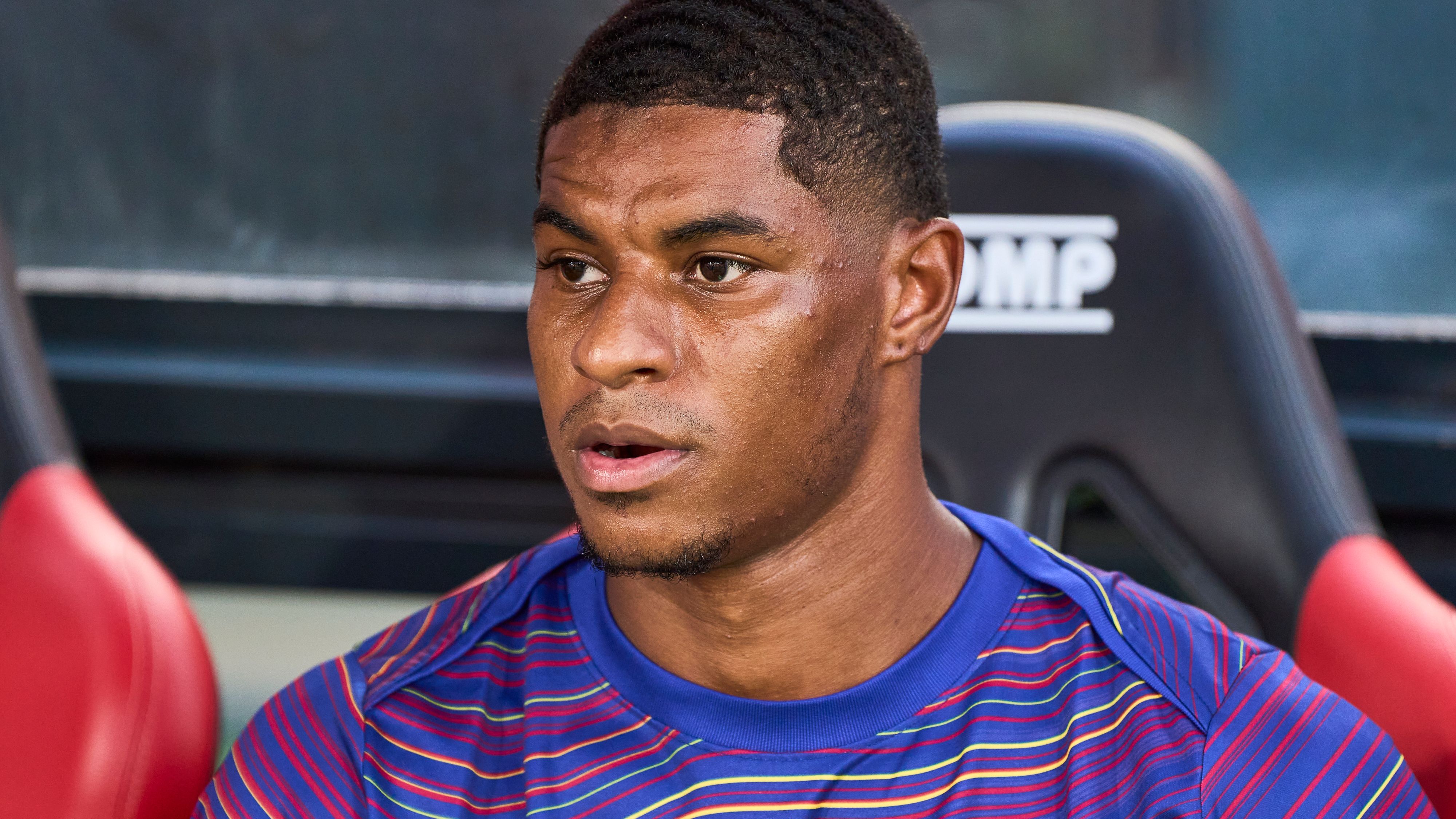 Gary Neville Urges Marcus Rashford to Focus on Barcelona in Response to His Manchester United Criticism