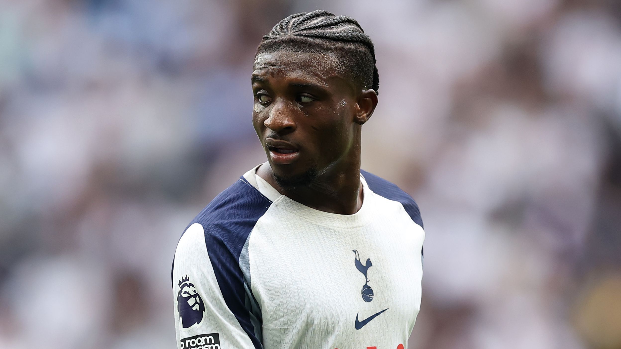 Chelsea's Unsuccessful Last-Minute Bid to Acquire Mohammed Kudus from West Ham Amid Tottenham Transfer Negotiations