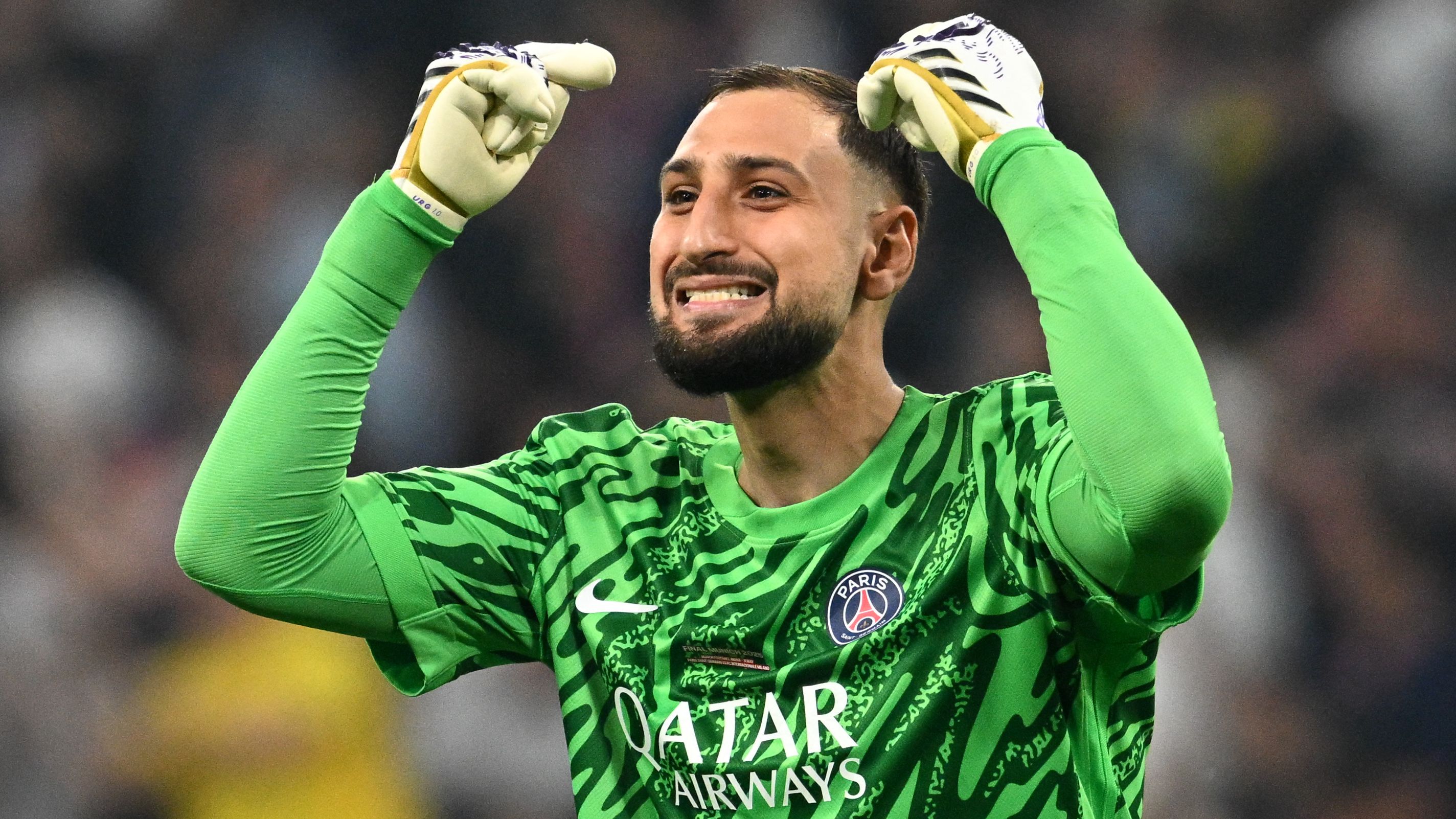 Manchester United's Goalkeeper Targets: Gianluigi Donnarumma, Diogo Costa, and Six Alternatives to Replace Andre Onana and Altay Bayindir