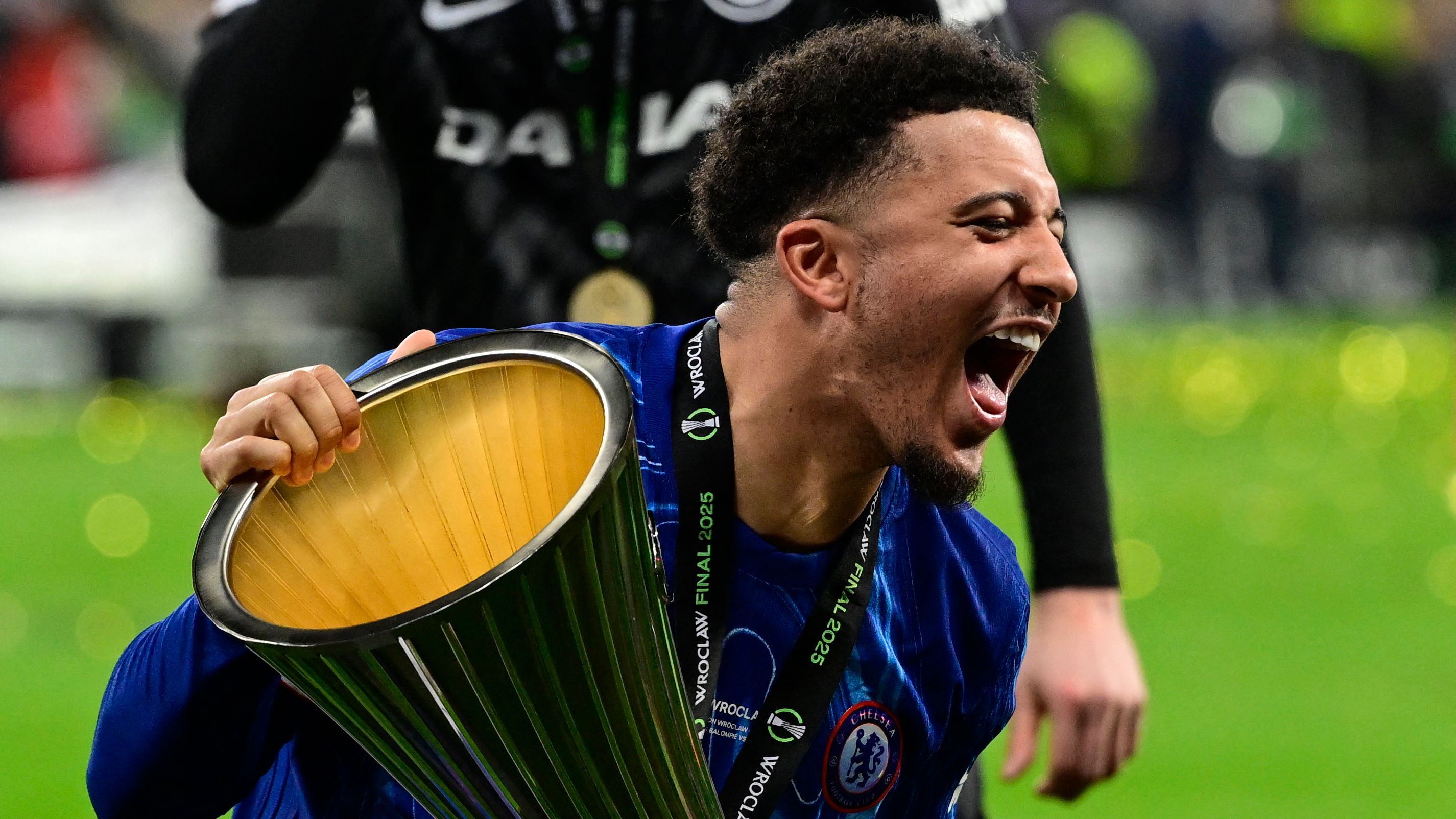 Jadon Sancho's Manchester United Standoff: Rejecting Roma Transfer Amid Fan Scrutiny and Motivation Debates