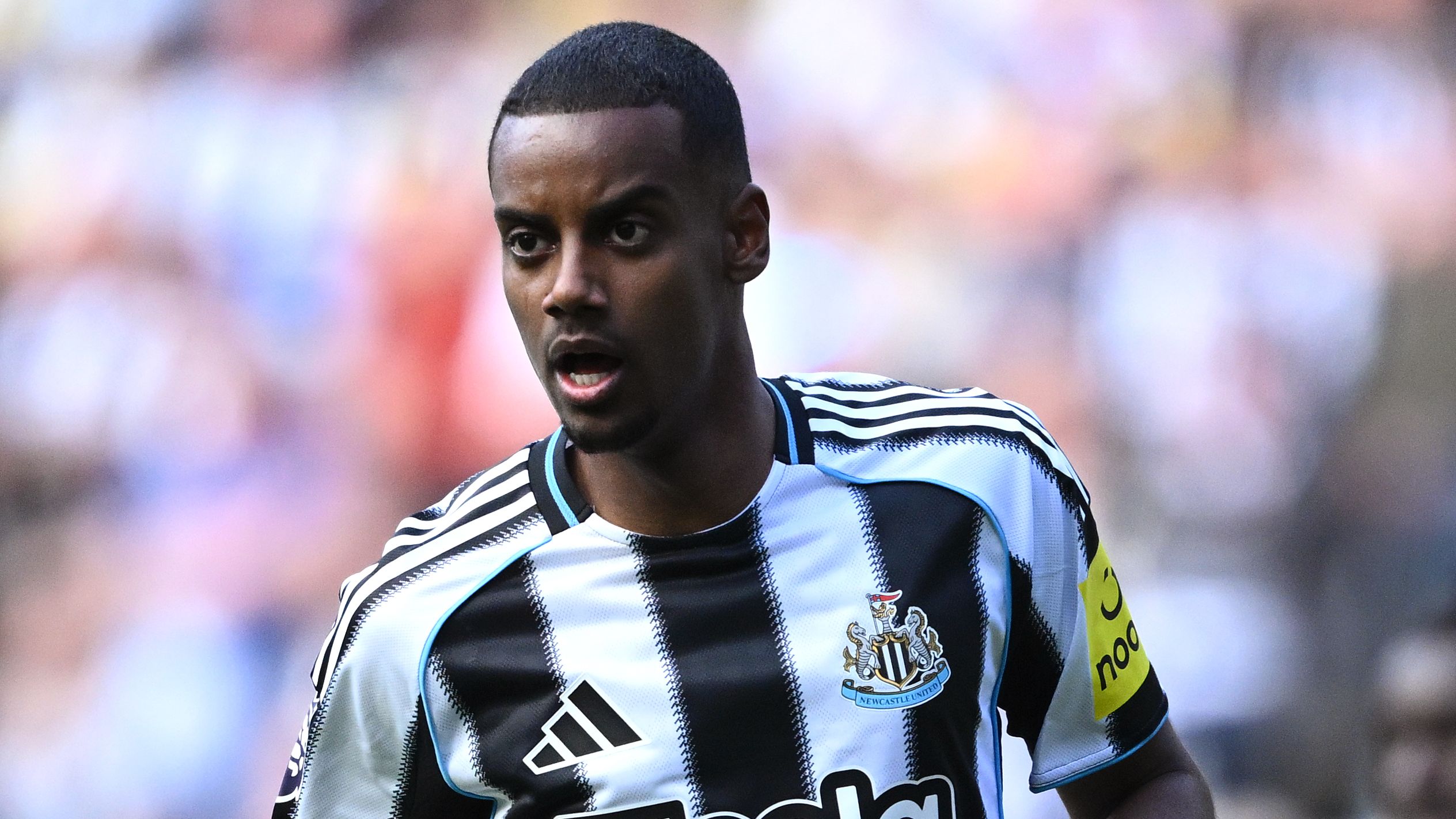Alexander Isak Criticizes Newcastle for Broken Promises and Calls for Change Amid Transfer Uncertainty
