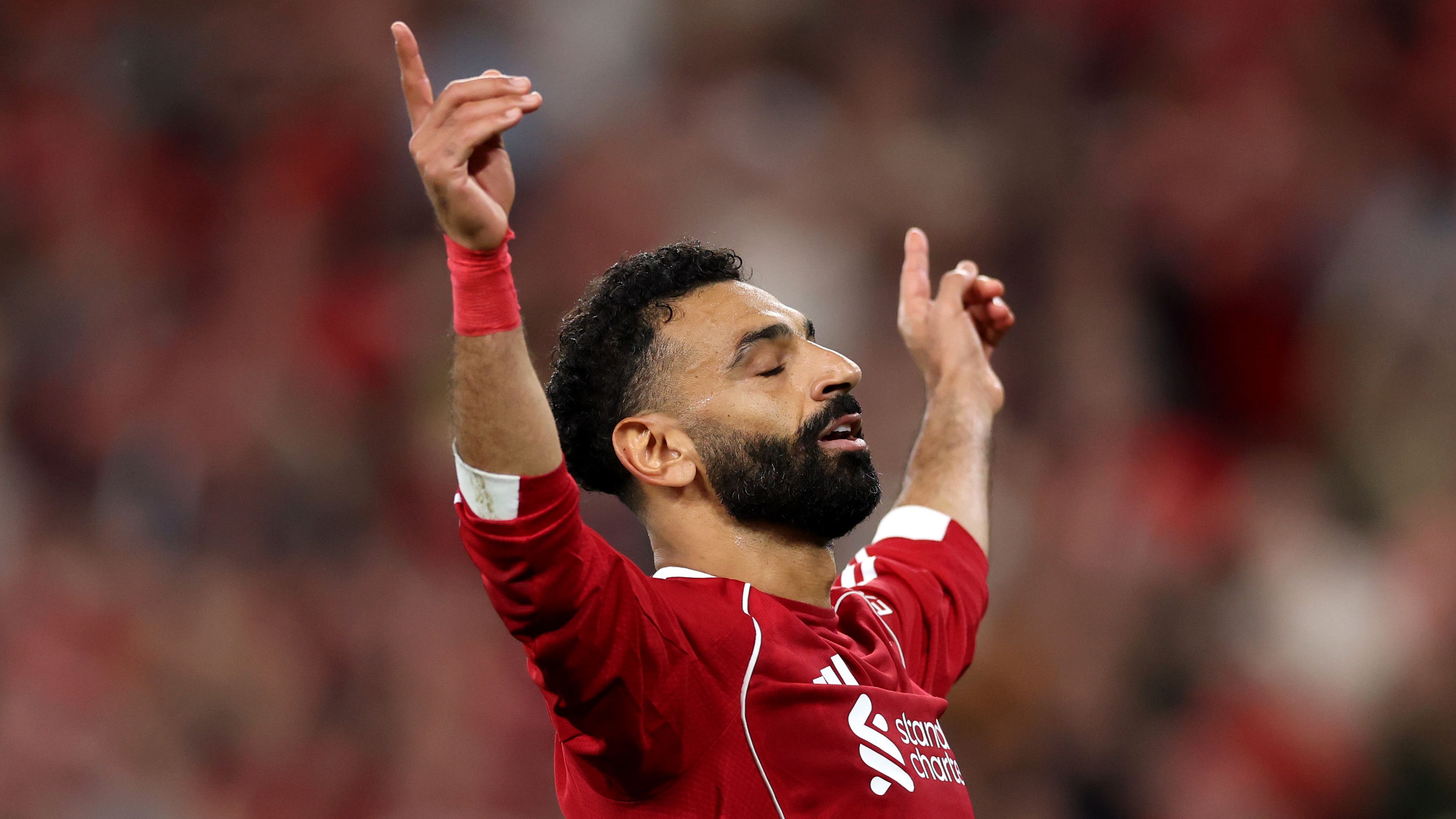 Mohamed Salah Claims Historic Third PFA Players' Player of the Year Award, Surpassing Alexander Isak and Bruno Fernandes Following Liverpool's Premier League Triumph