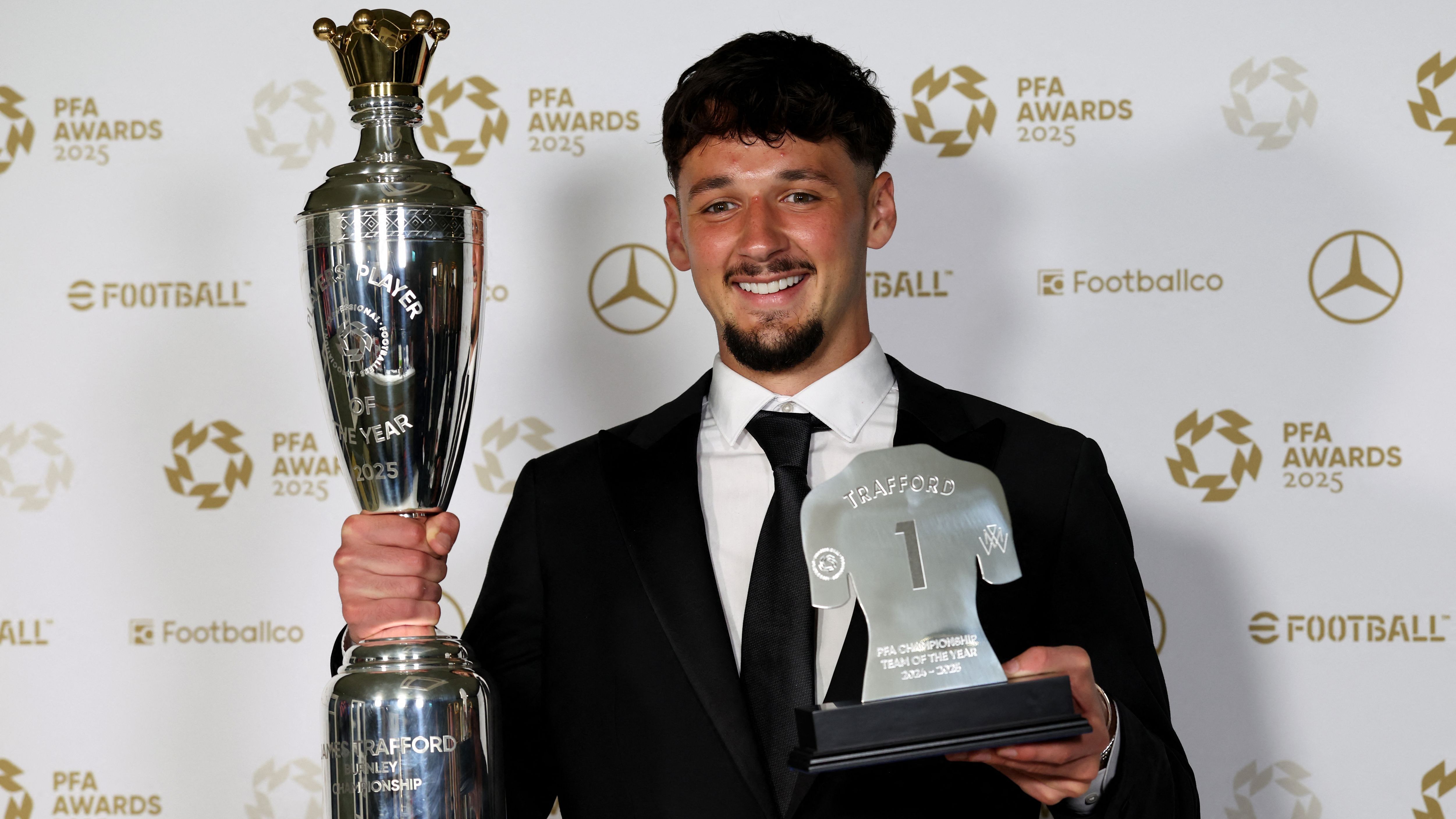 James Trafford, Manchester City's New Signing, Wins Championship PFA Players' Player of the Year as Burnley and Leeds United Stars Dominate Team of the Year After Landmark 100-Point Seasons