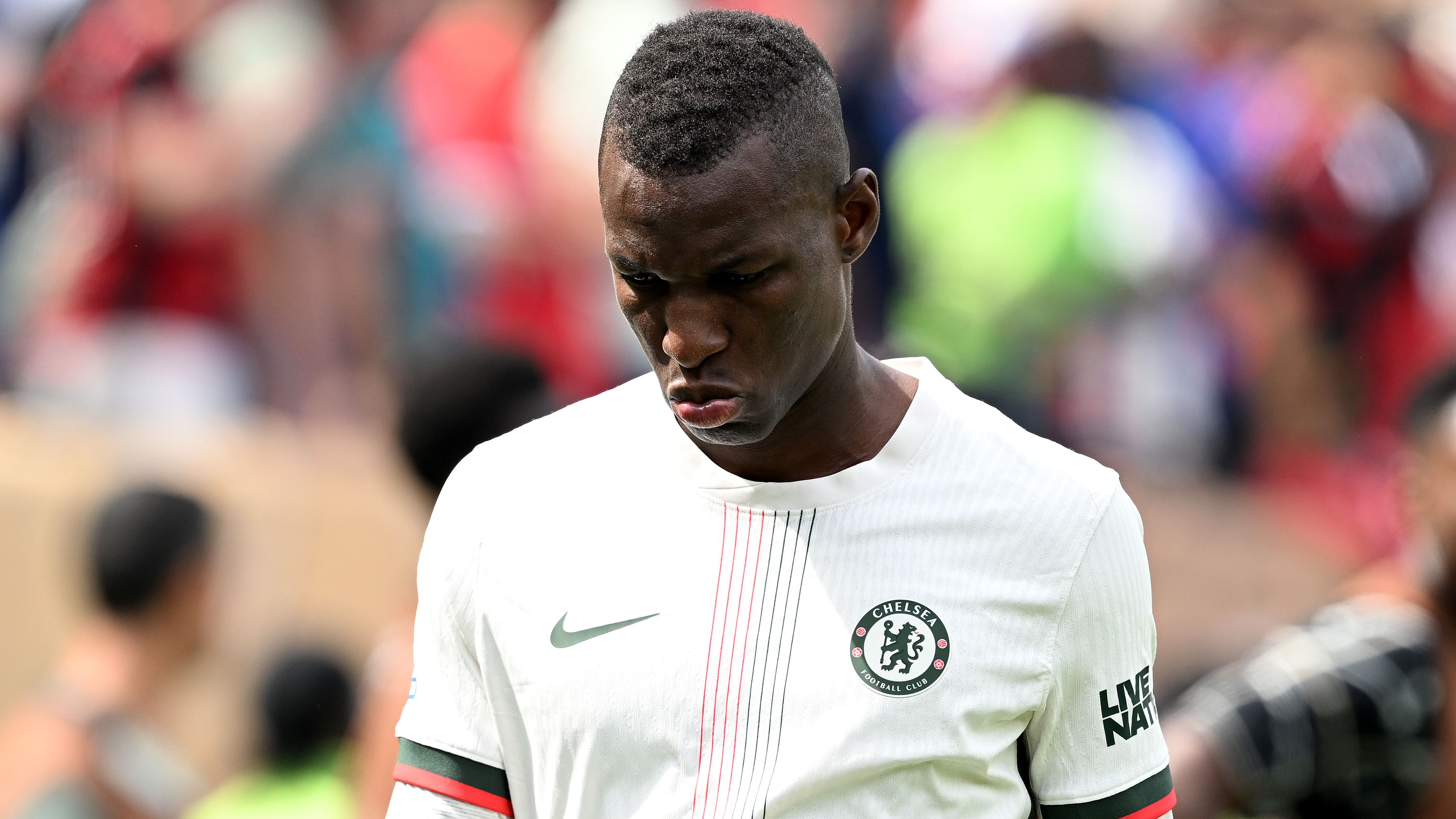 Challenges Facing Aston Villa in Securing Nicolas Jackson Amid Unai Emery's Interest in the Chelsea Forward