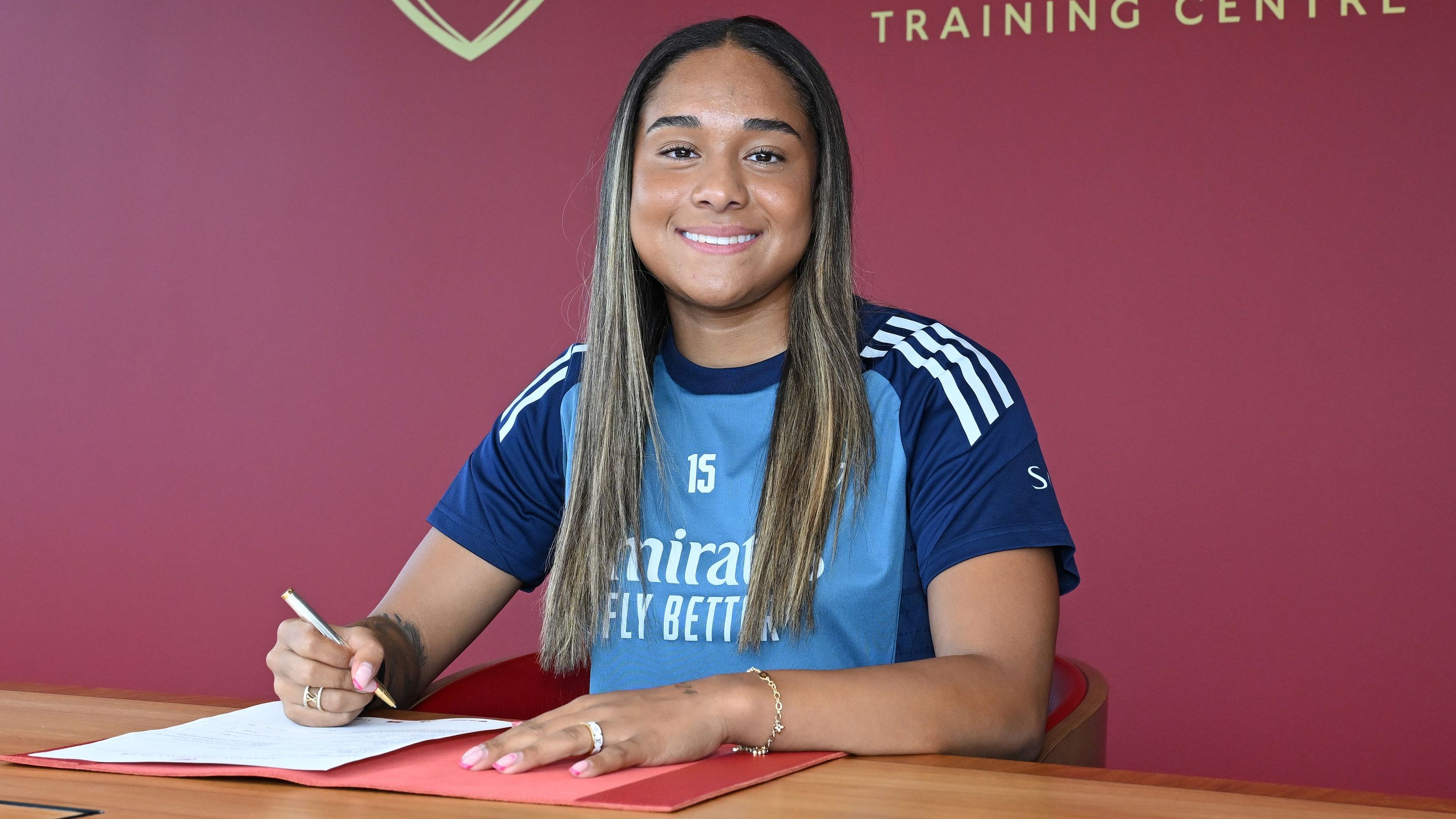 Arsenal's Record-Breaking Signing Olivia Smith Wins Women's PFA Young Player of the Year Award Over Lionesses Duo Aggie Beever-Jones and Grace Clinton
