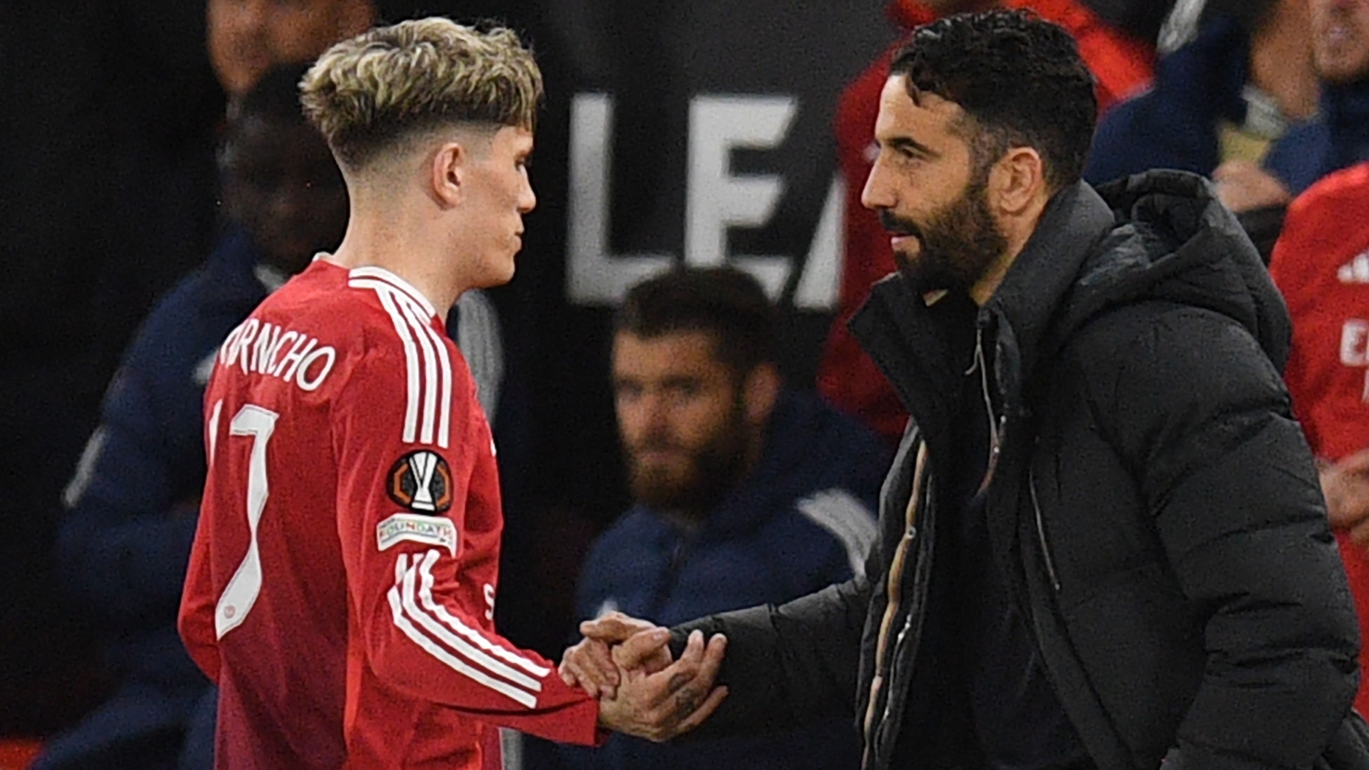 Bayern Munich Attempts to Hijack Chelsea's Transfer for Manchester United's Alejandro Garnacho as Negotiations Progress