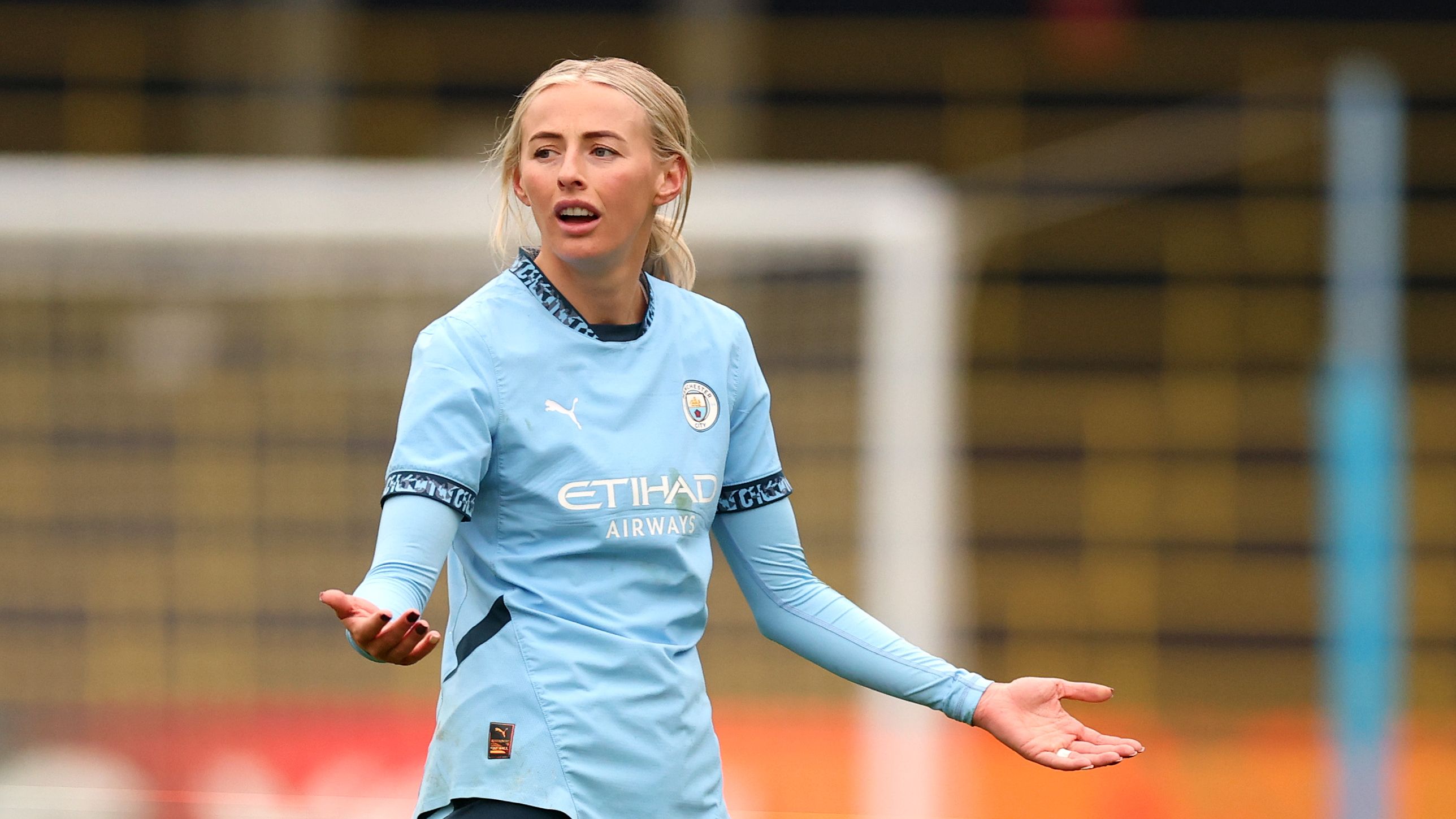 Former Manchester City Manager Gareth Taylor Discusses Rift with England Star Chloe Kelly Following Her Contentious Transfer to Arsenal