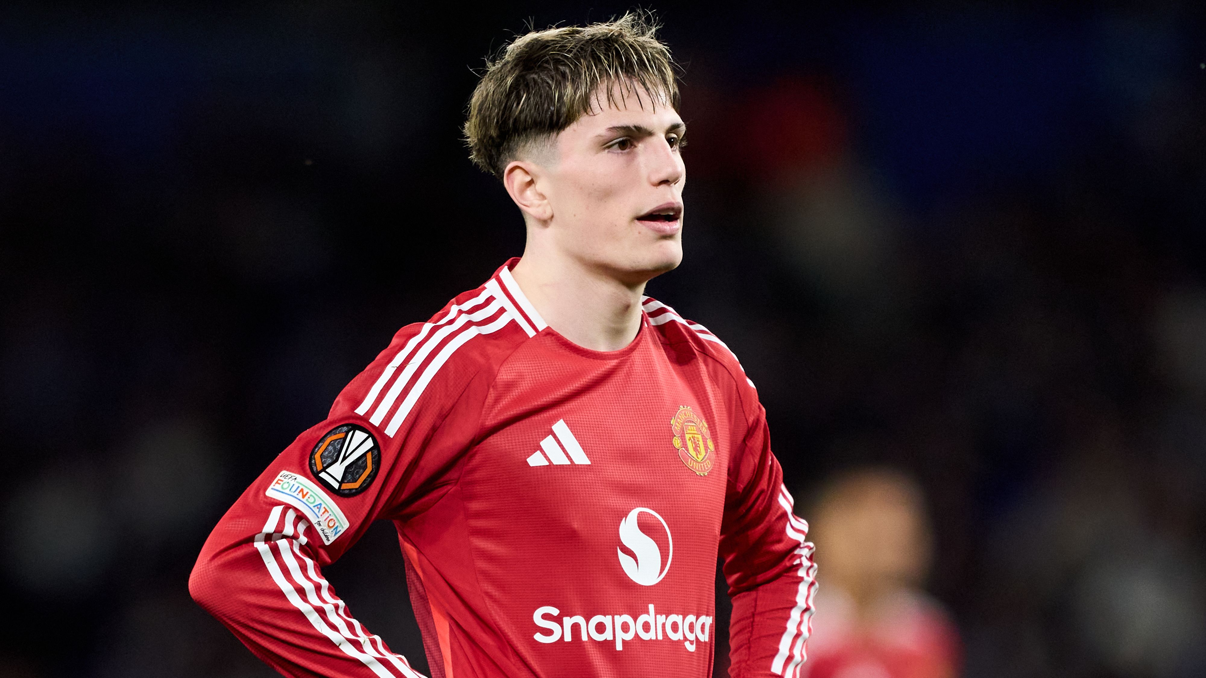 Alejandro Garnacho's Chelsea Transfer Announcement Amid Manchester United's £50m Valuation Negotiations