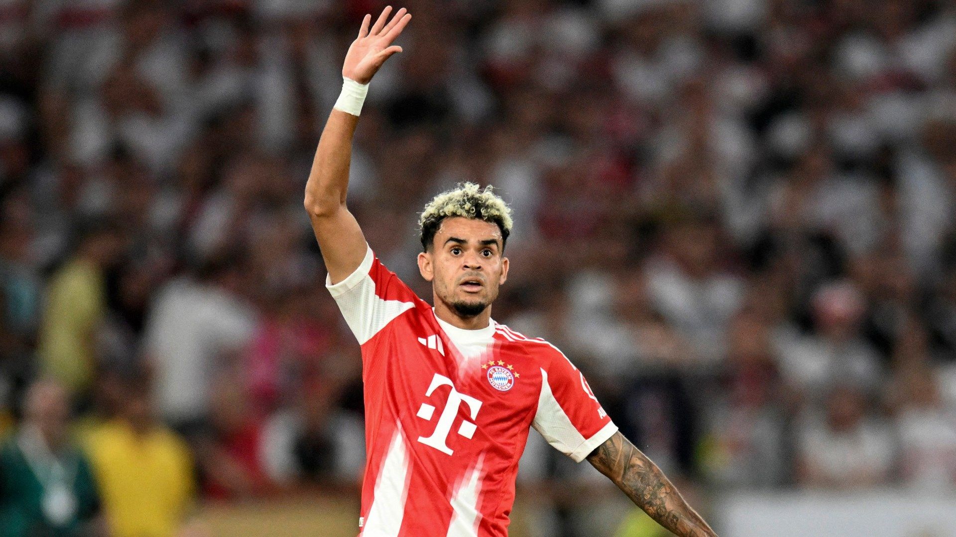 Luis Diaz Describes His £66m Bayern Munich Move as a Significant Risk, Revealing Discussions with Florian Wirtz on the Bundesliga Challenge