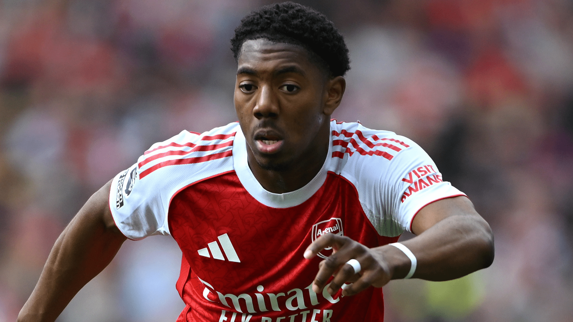 Very Few Surpass Him” – Acclaimed Former England Defender Names Myles Lewis-Skelly as Premier League's Top Left-Back