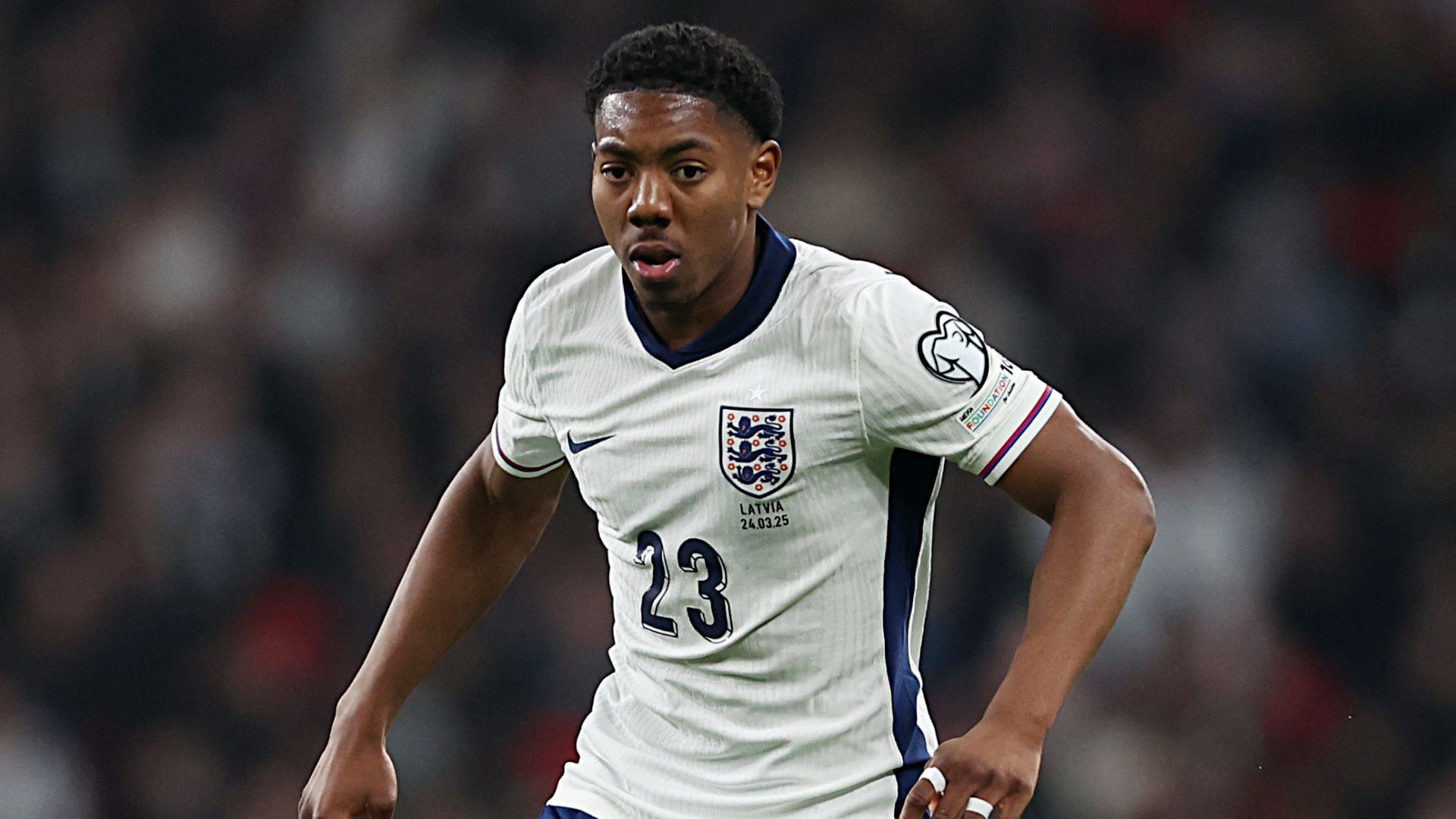 Very Few Surpass Him” – Acclaimed Former England Defender Names Myles Lewis-Skelly as Premier League's Top Left-Back