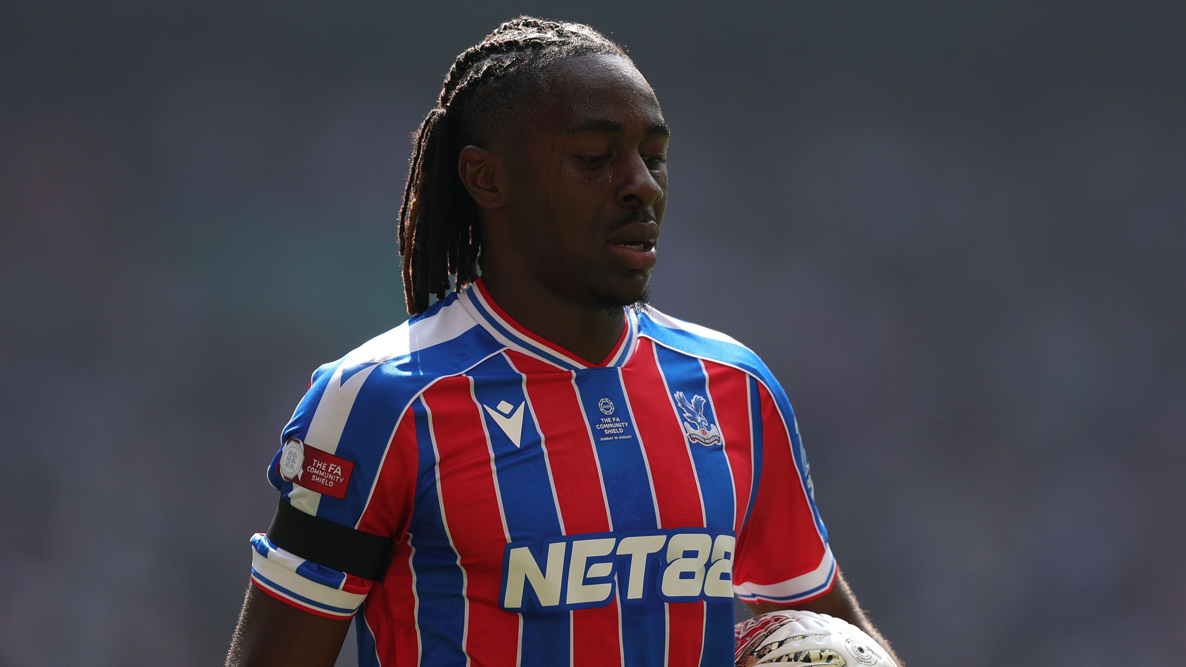 Arsenal Intervenes in Tottenham's Pursuit of Eberechi Eze, Prepared to Meet Crystal Palace's Demands Despite Ongoing Negotiations