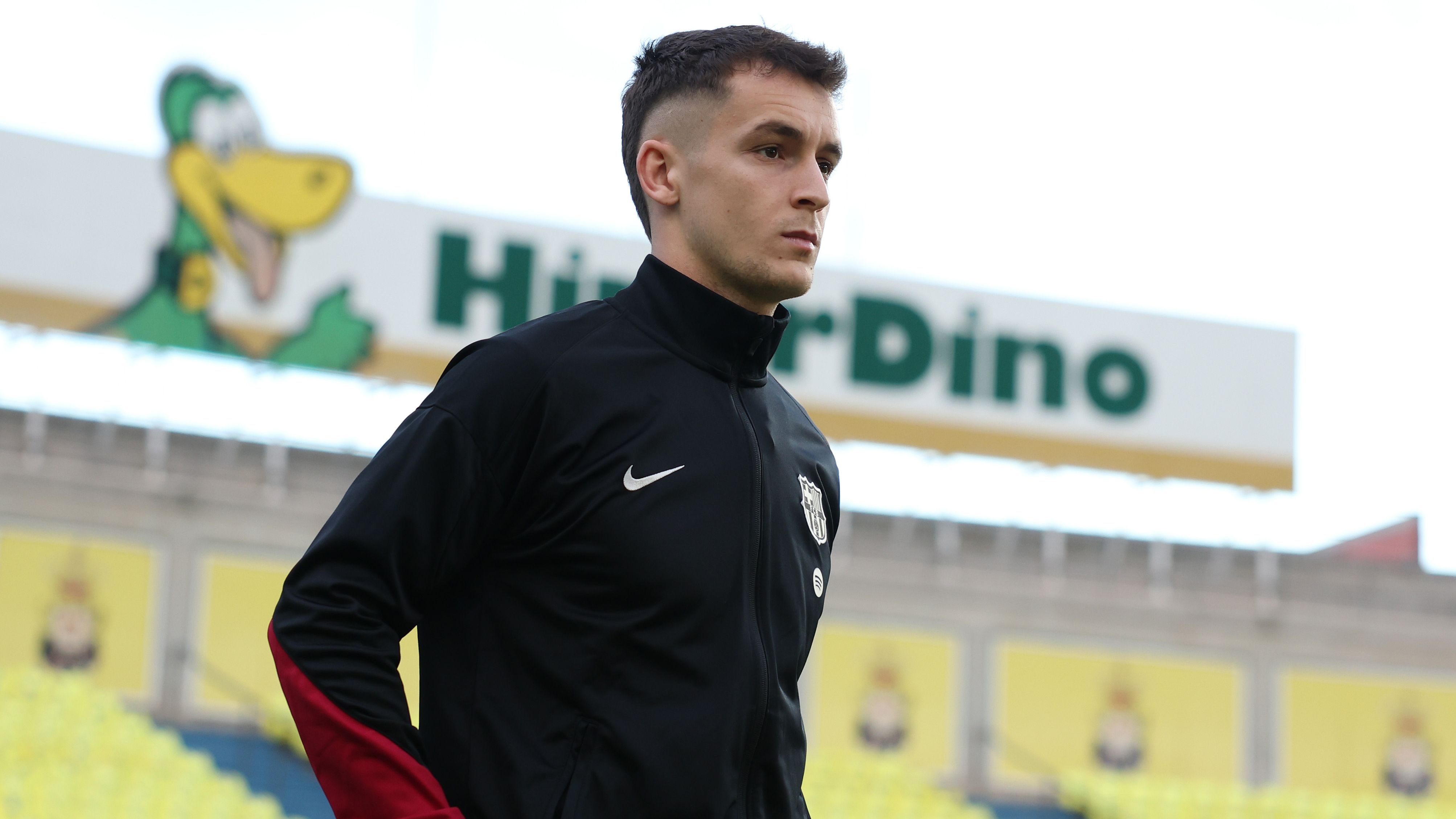 Como Challenges Wolves and West Ham for Marc Casado Signing as Barcelona Warns Midfielder of Limited Playing Time Despite His Desire to Stay with La Liga Champions