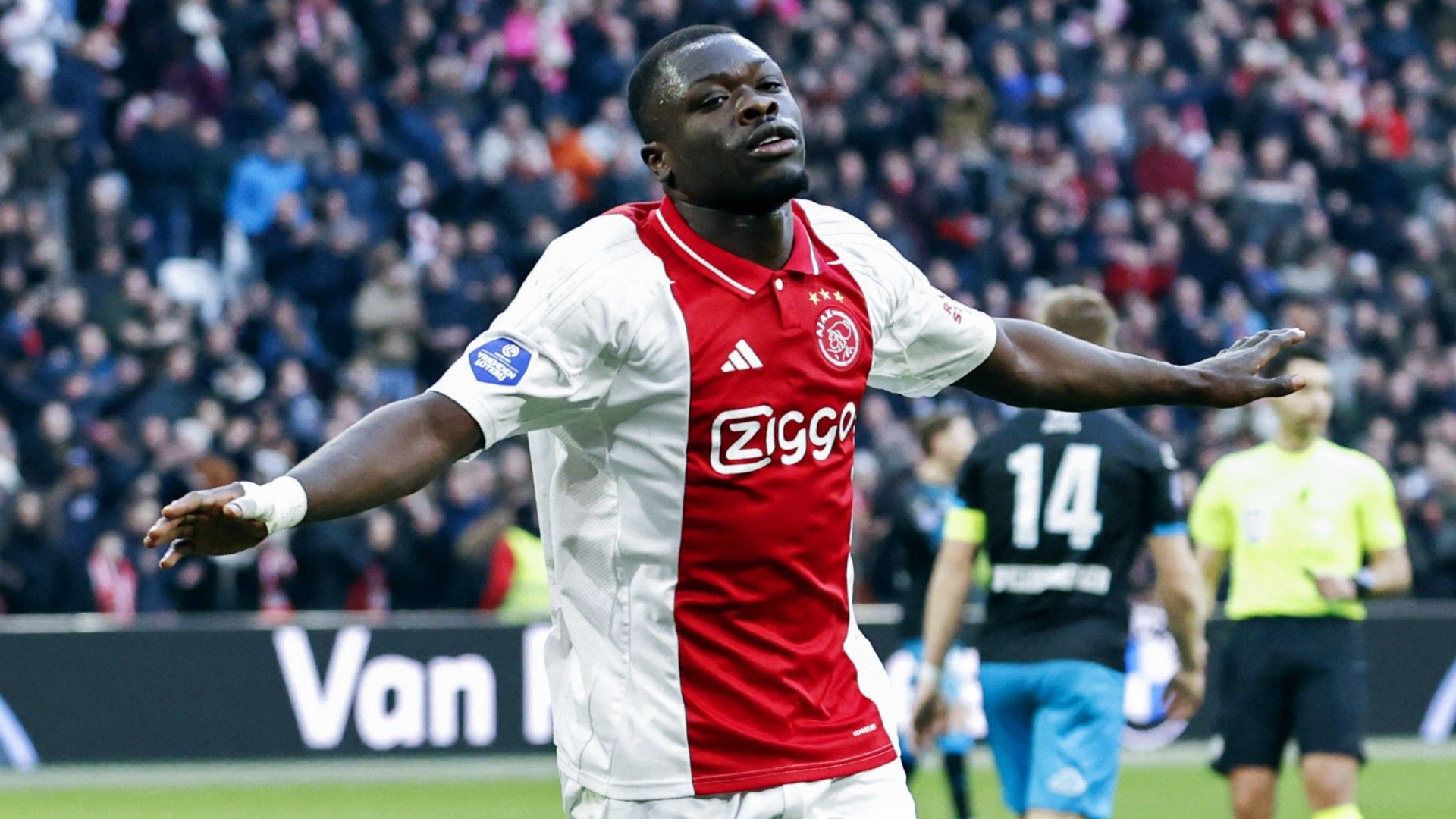 Ajax Finalize €25 Million Deal for Brian Brobbey as Striker Eyes Ligue 1 Move