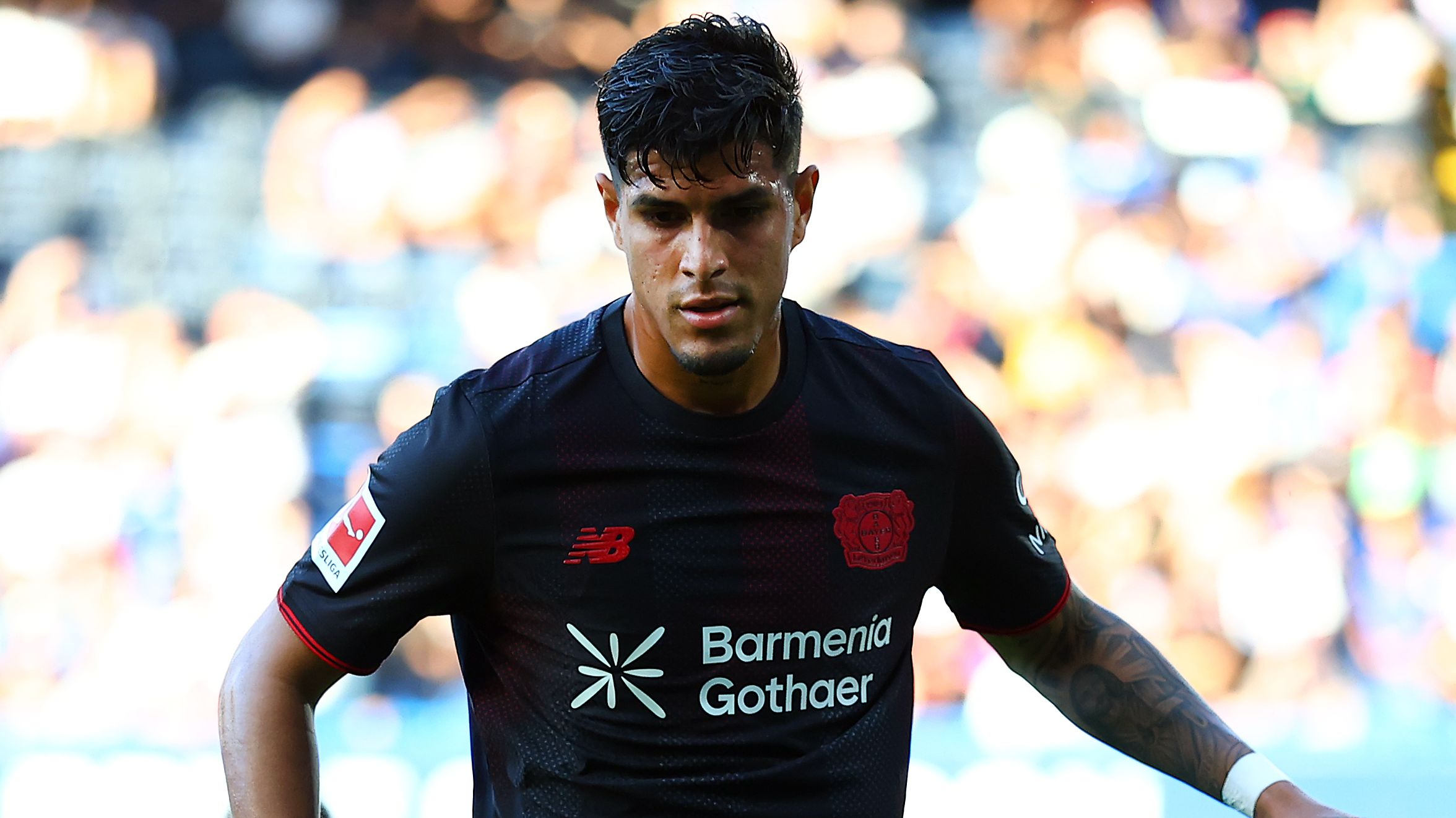 Arsenal Competes for €60m Player Targeted by Tottenham