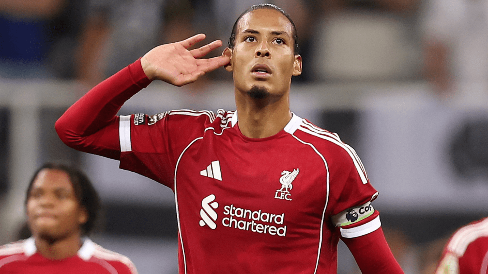 Arne Slot Criticizes Ten-Man Newcastle's Set-Piece Tactics Against Liverpool and Commends His Players' Resilience