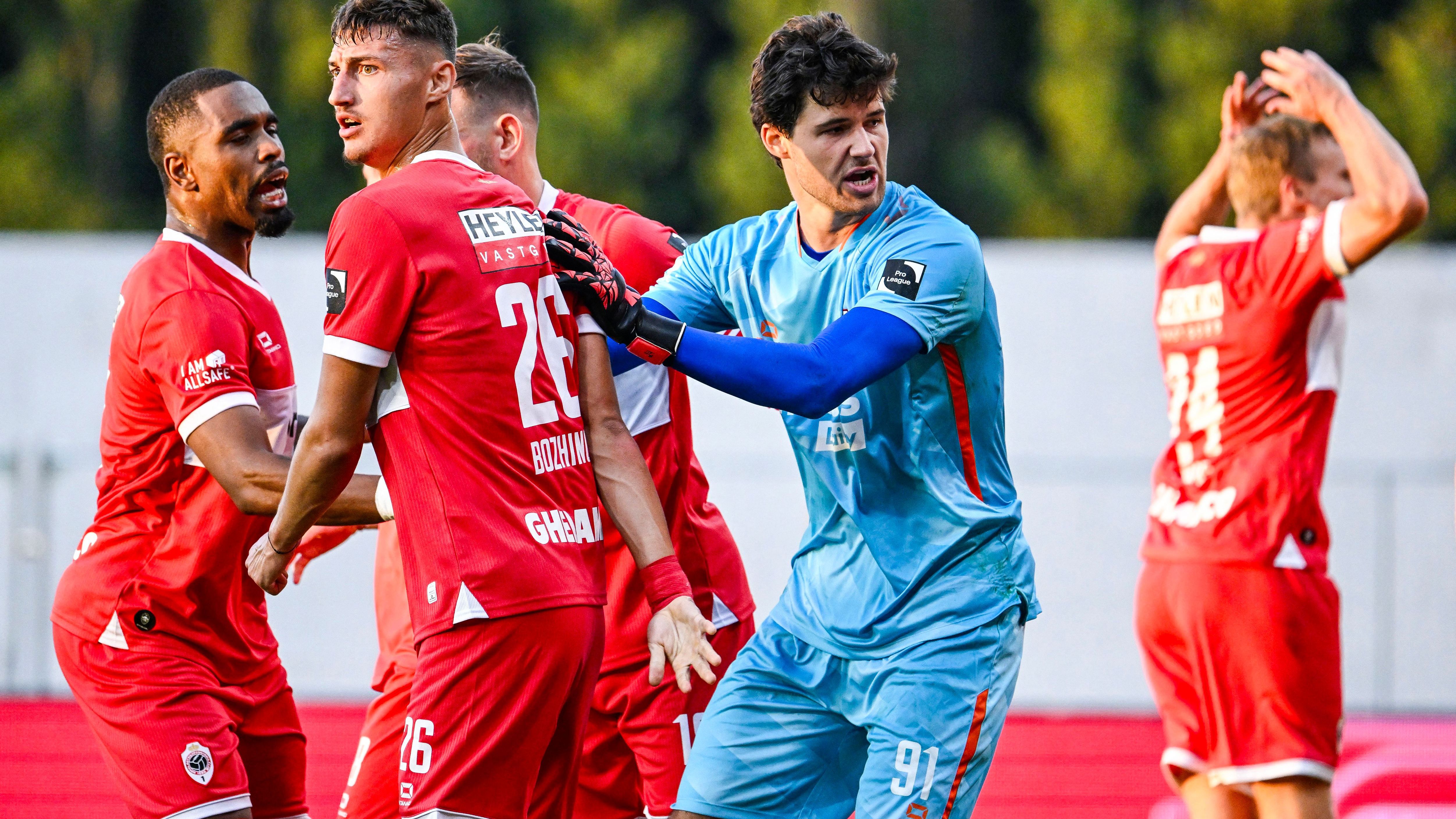 Senne Lammens: Manchester United's Strategic Pursuit of Thibaut Courtois' Belgian Successor to Address Goalkeeping Challenges