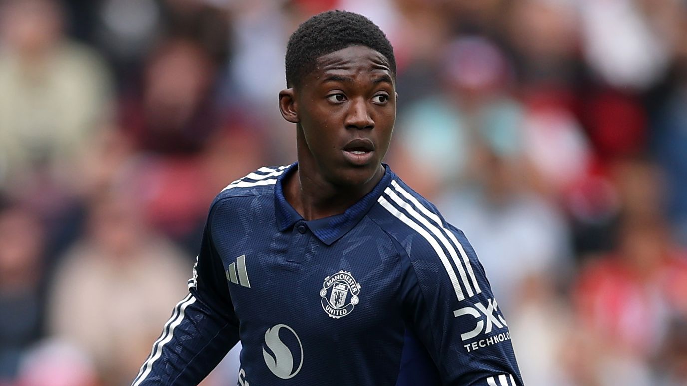 Serie A Powerhouses Emerge as Contenders for Manchester United's Kobbie Mainoo Amid Intensifying Transfer Interest in the Window's Final Days