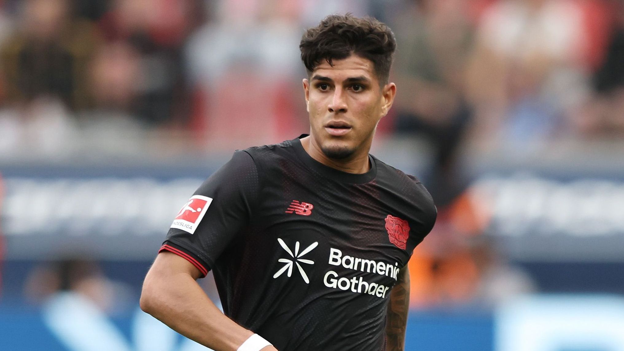 Bayer Leverkusen Reaffirms Commitment to Piero Hincapie Amid Arsenal Transfer Speculation