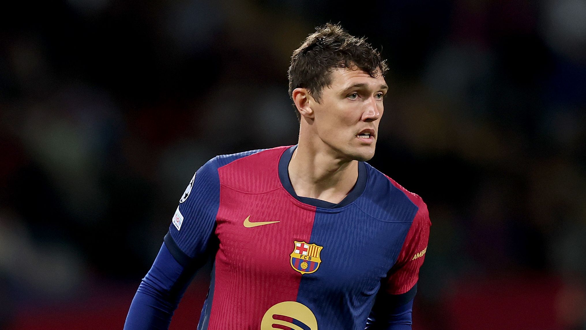 Andreas Christensen despierta el interés del AC Milan, pero el técnico del Barcelona, Hansi Flick, se muestra reacio a dejar marchar al exdefensor del Chelsea.