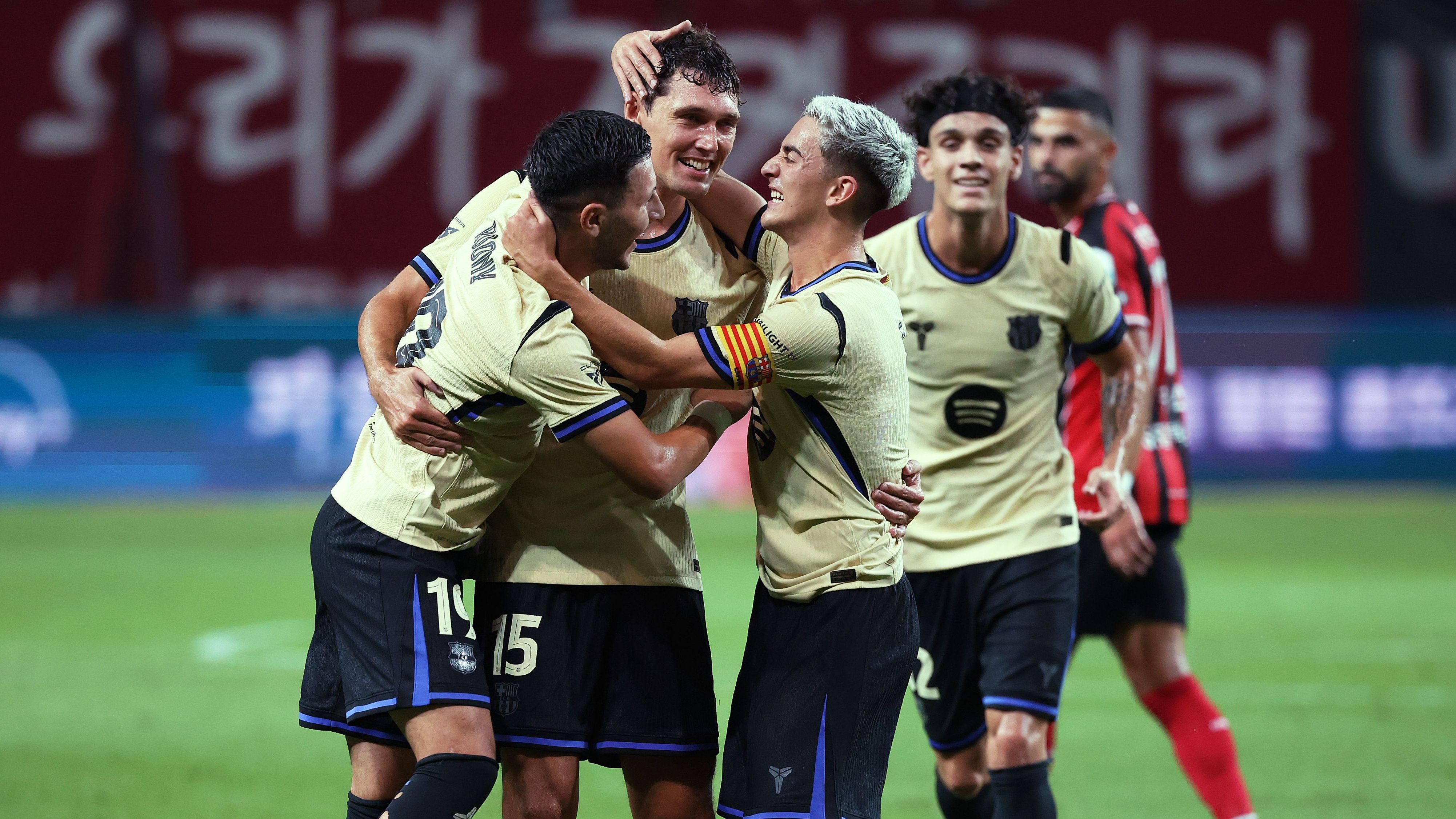 Andreas Christensen despierta el interés del AC Milan, pero el técnico del Barcelona, Hansi Flick, se muestra reacio a dejar marchar al exdefensor del Chelsea.