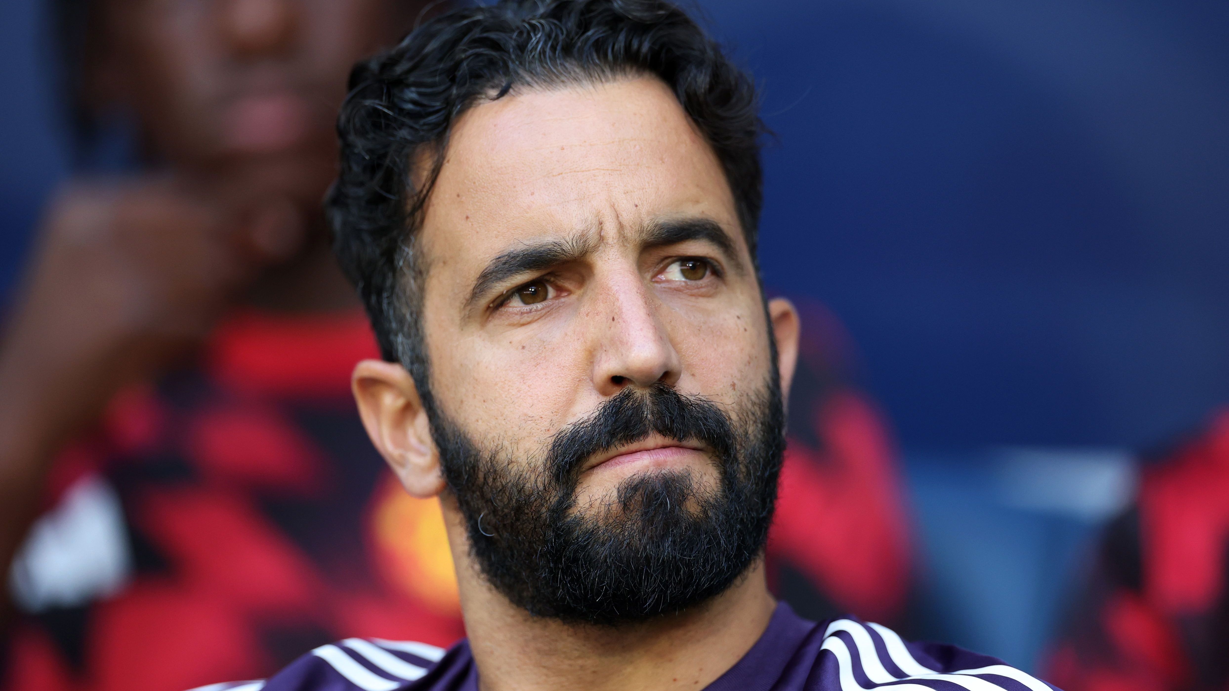 Rúben Amorim, bajo la lupa de jugadores insatisfechos del Manchester United ante el temor de que renuncie si persiste su mal rendimiento.