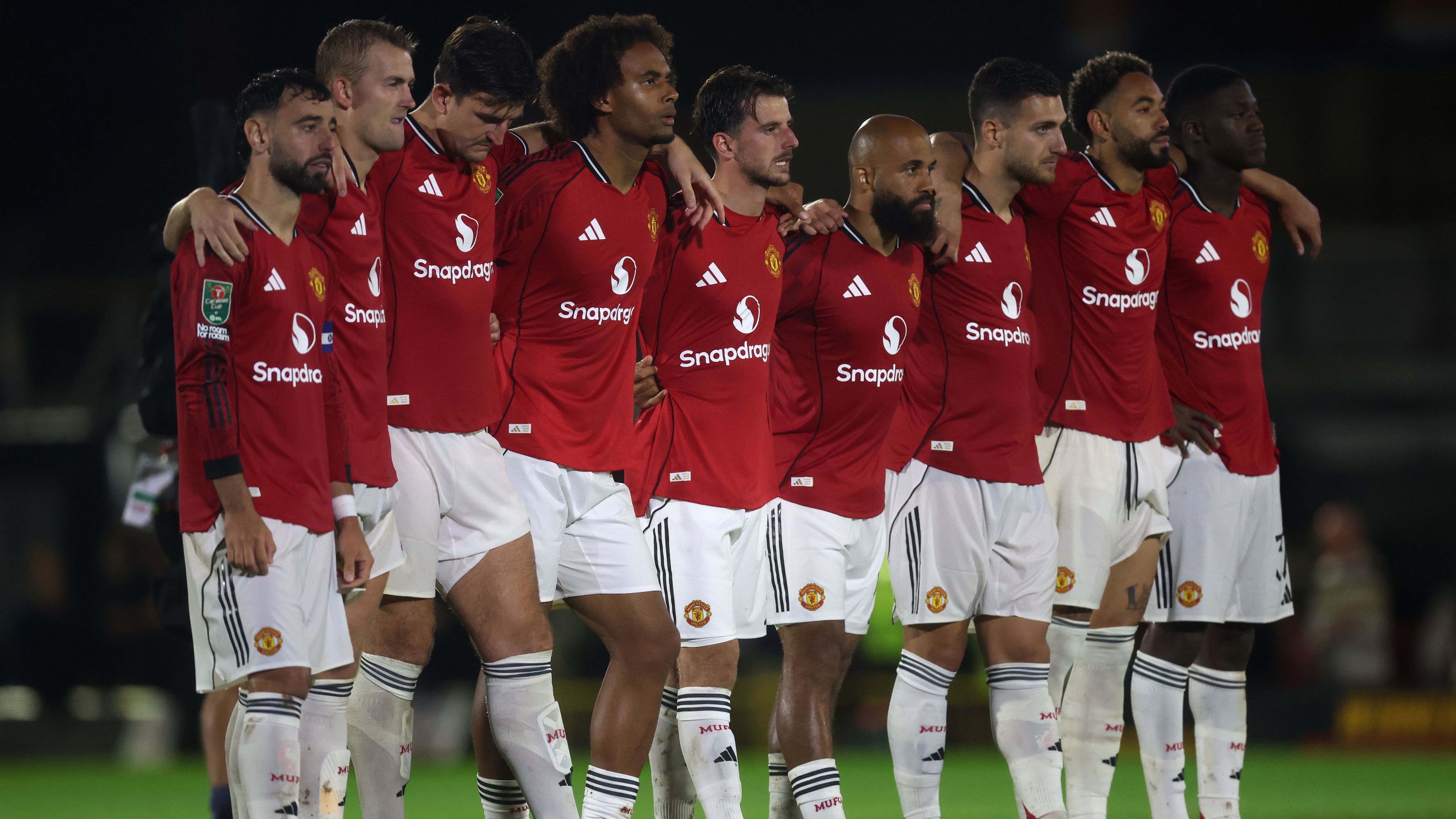 Rúben Amorim, bajo la lupa de jugadores insatisfechos del Manchester United ante el temor de que renuncie si persiste su mal rendimiento.