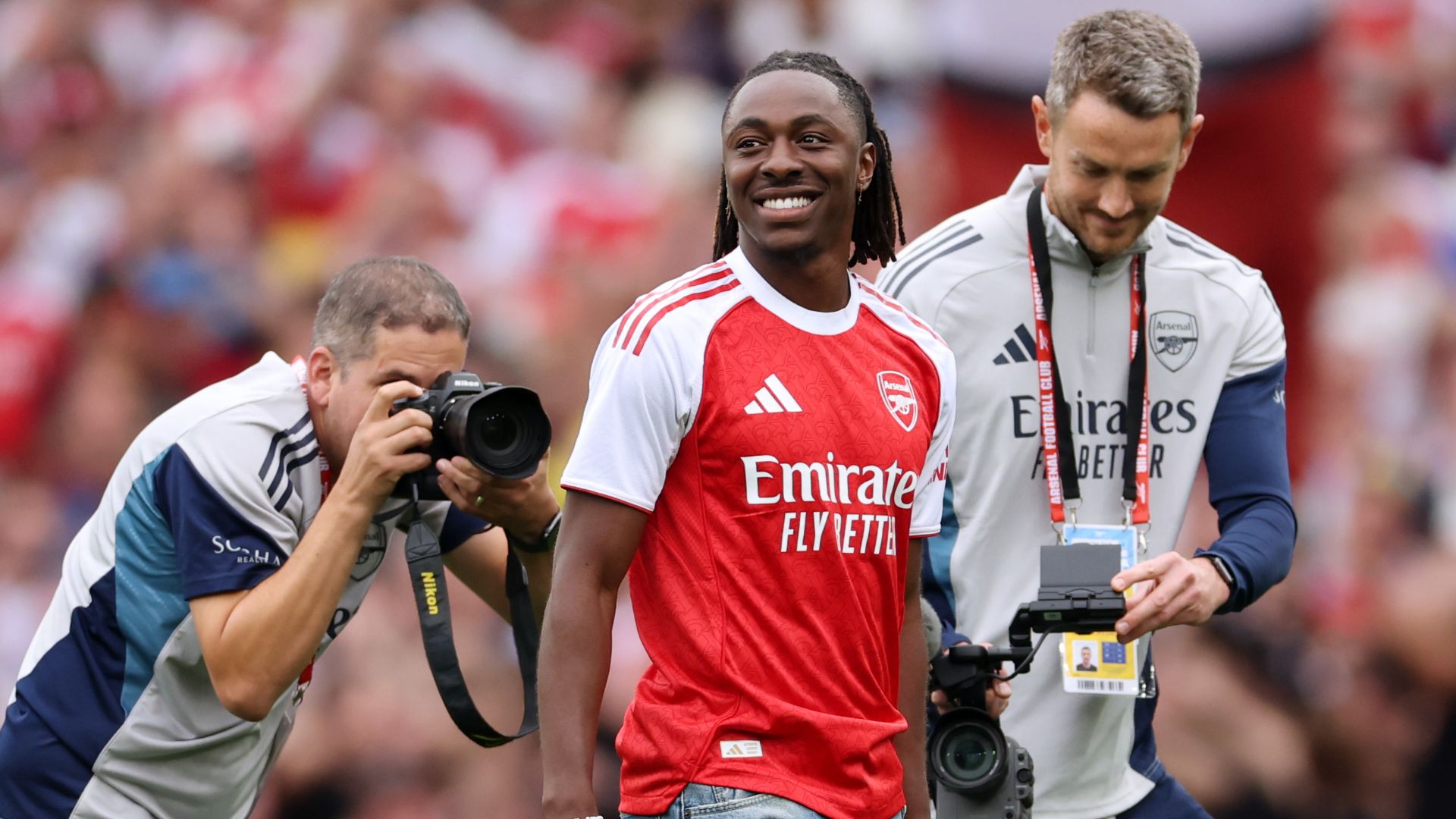 Mikel Arteta Praises Eberechi Eze's ‘Special Aura' as Lifelong Arsenal Supporter Anticipates Debut