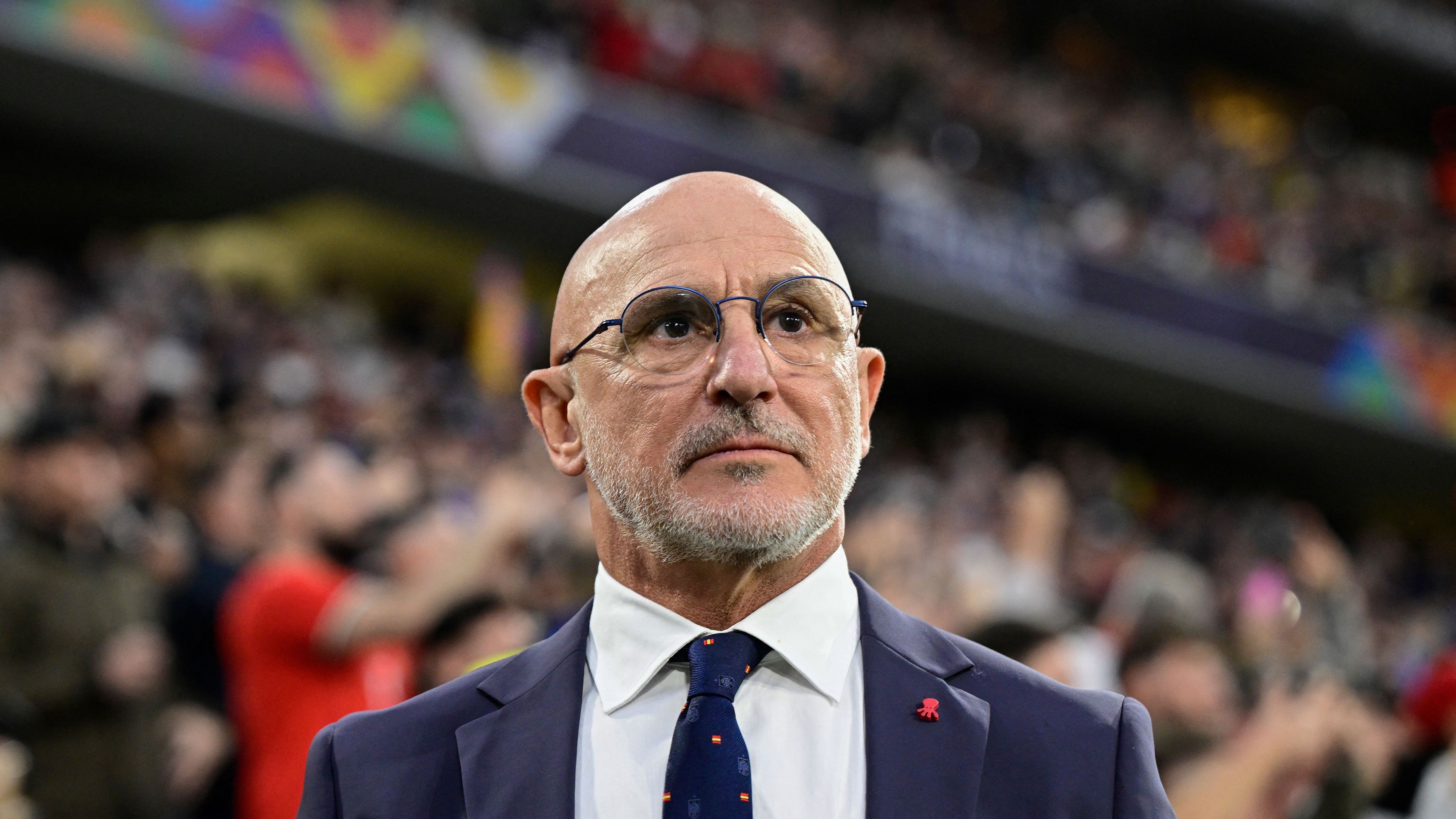 Joan Garcia Warned: Playing for Barcelona Insufficient to Secure Spain Squad Spot, as Luis de la Fuente Explains Goalkeeper's Omission