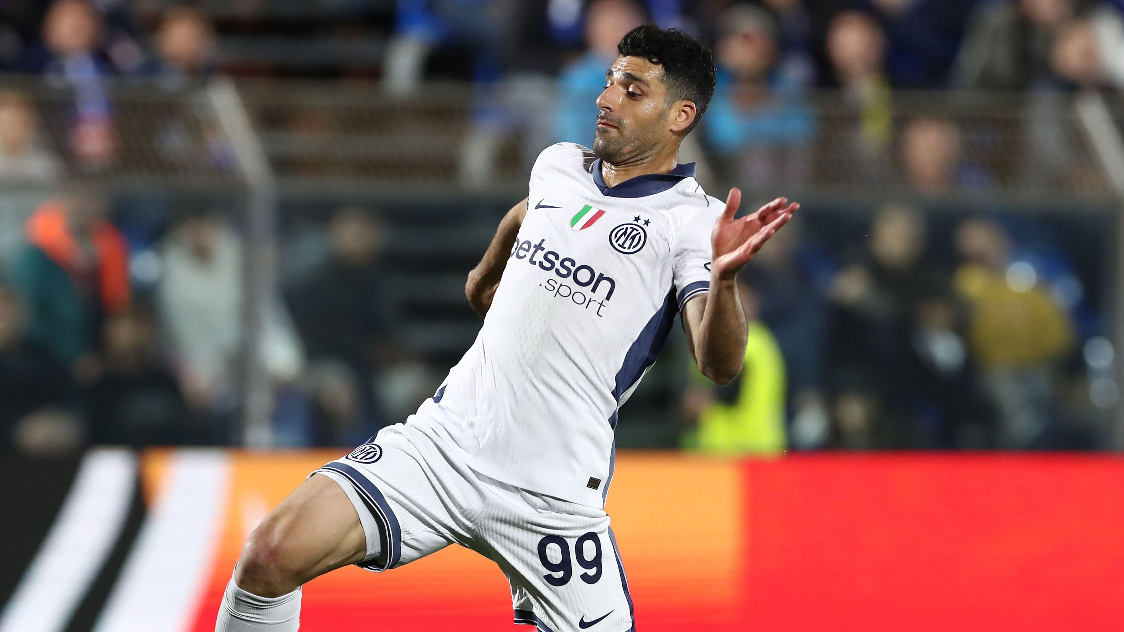 Mehdi Taremi of Inter Milan Linked to Potential Bundesliga Transfer Amid Interest from Olympiacos and Panathinaikos