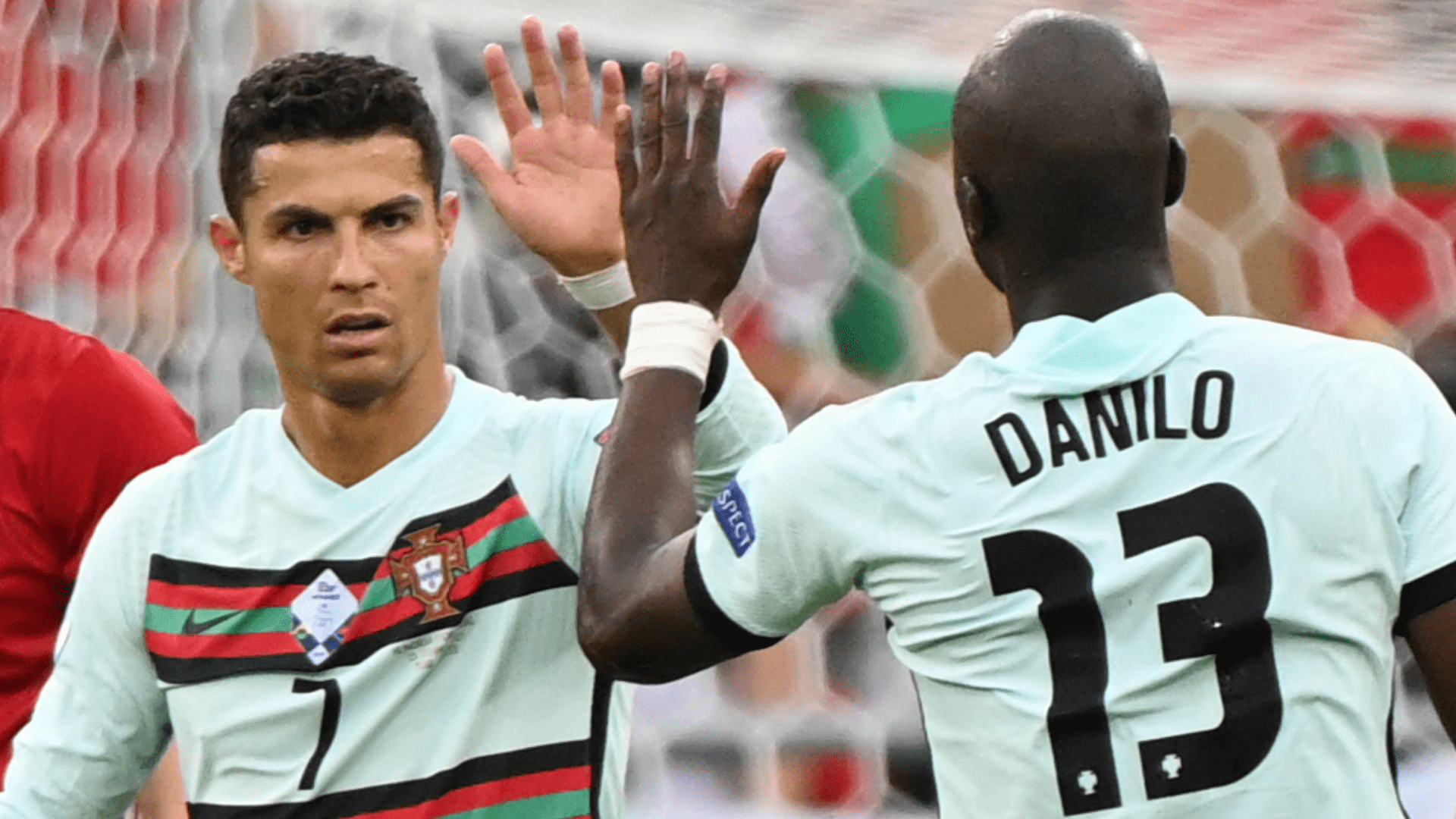 Rasgos legendarios compartidos de Lionel Messi y Cristiano Ronaldo, revelados por compañeros de equipo que han jugado junto a ambos