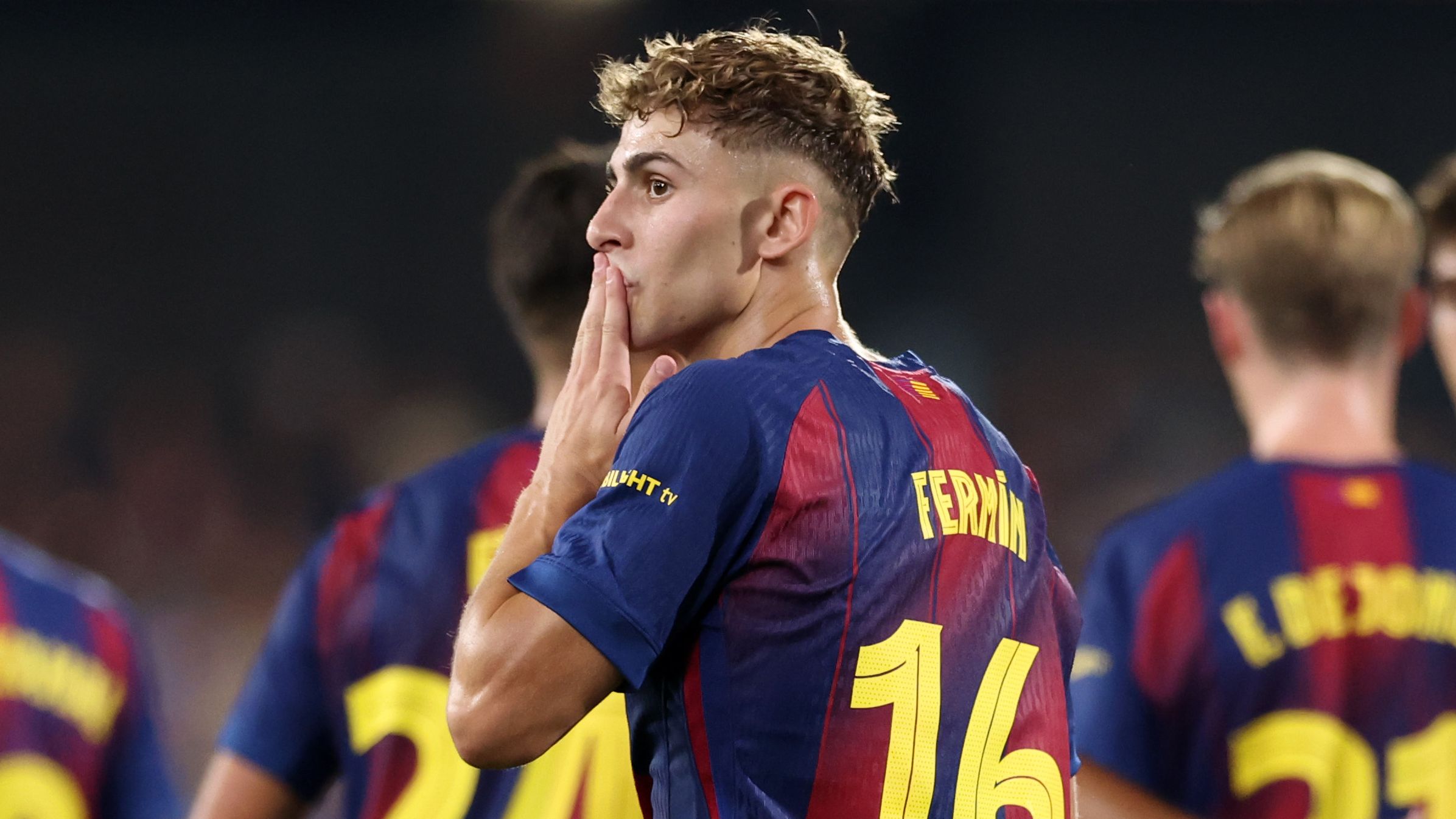 Xavi Simons Arrives in London for Transfer Negotiations as Tottenham Seeks to Secure RB Leipzig Star Ahead of Chelsea