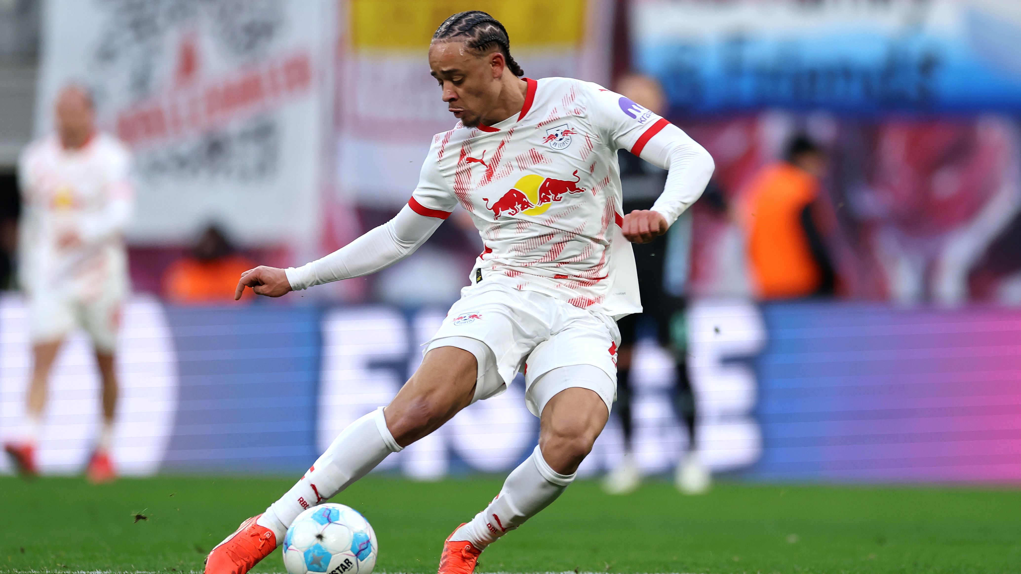 Xavi Simons Arrives in London for Transfer Negotiations as Tottenham Seeks to Secure RB Leipzig Star Ahead of Chelsea