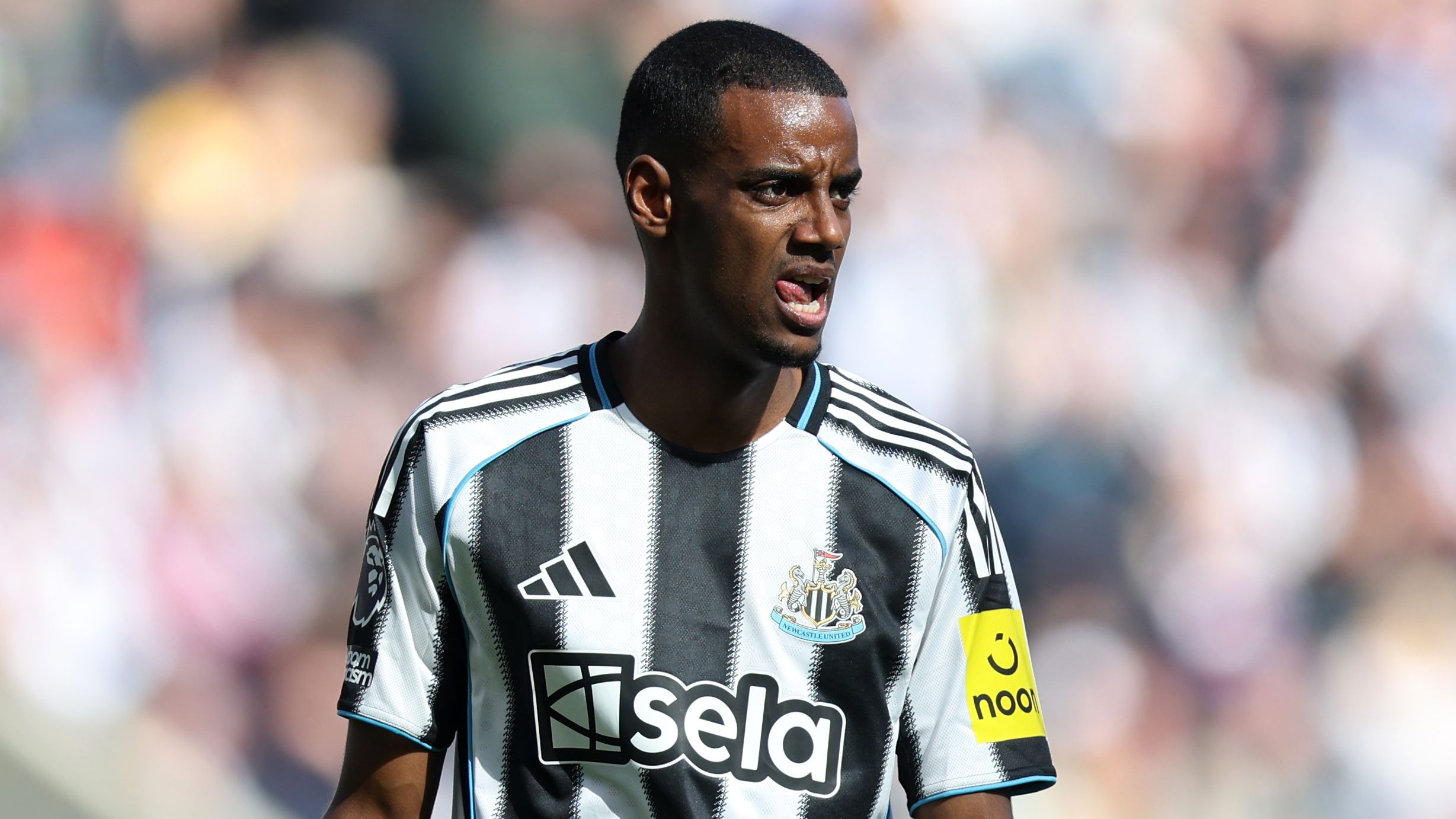 Arne Slot Provides Cautious Update on Liverpool's Transfer Strategy, Acknowledging Plans to Strengthen Squad Before Deadline Day