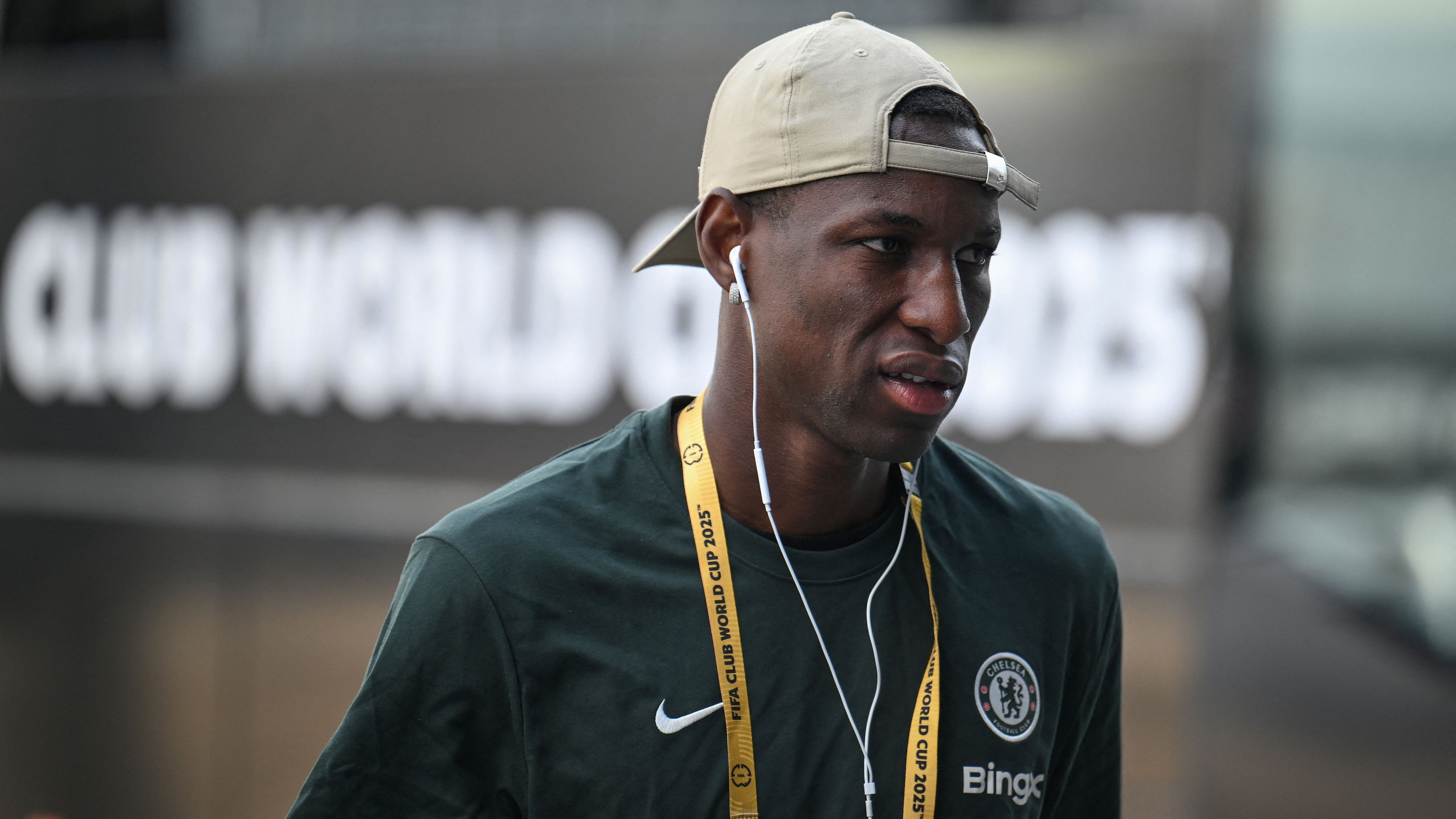'It's supposed to be hard' – Nicolas Jackson's agent drops cryptic message after Chelsea decide to cancel Bayern Munich loan