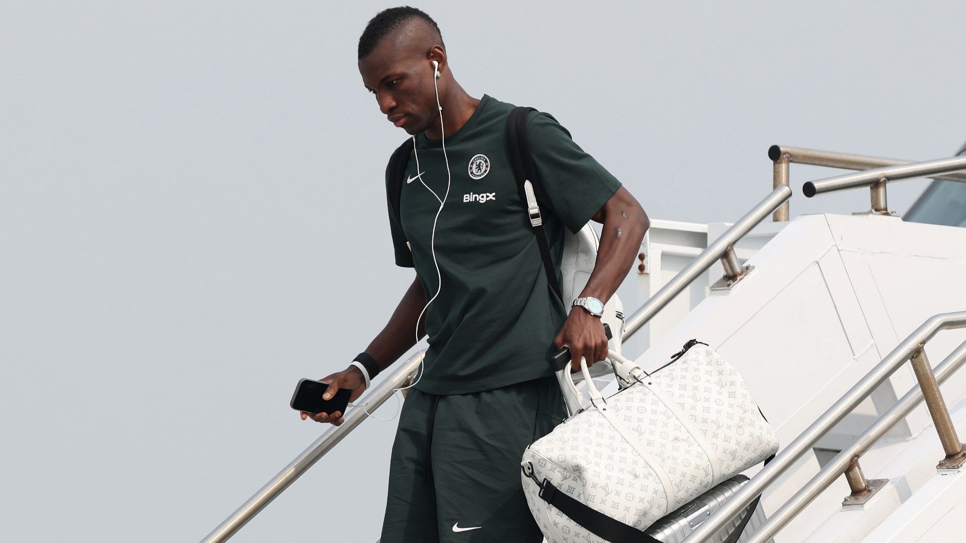 'It's supposed to be hard' – Nicolas Jackson's agent drops cryptic message after Chelsea decide to cancel Bayern Munich loan