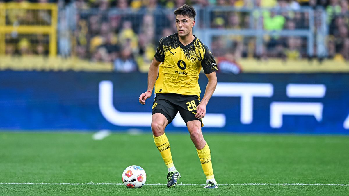 Borussia Dortmund Manager Praises Serhou Guirassy's Heroics in Bundesliga Win, Amid Comparisons to Kane and Haaland