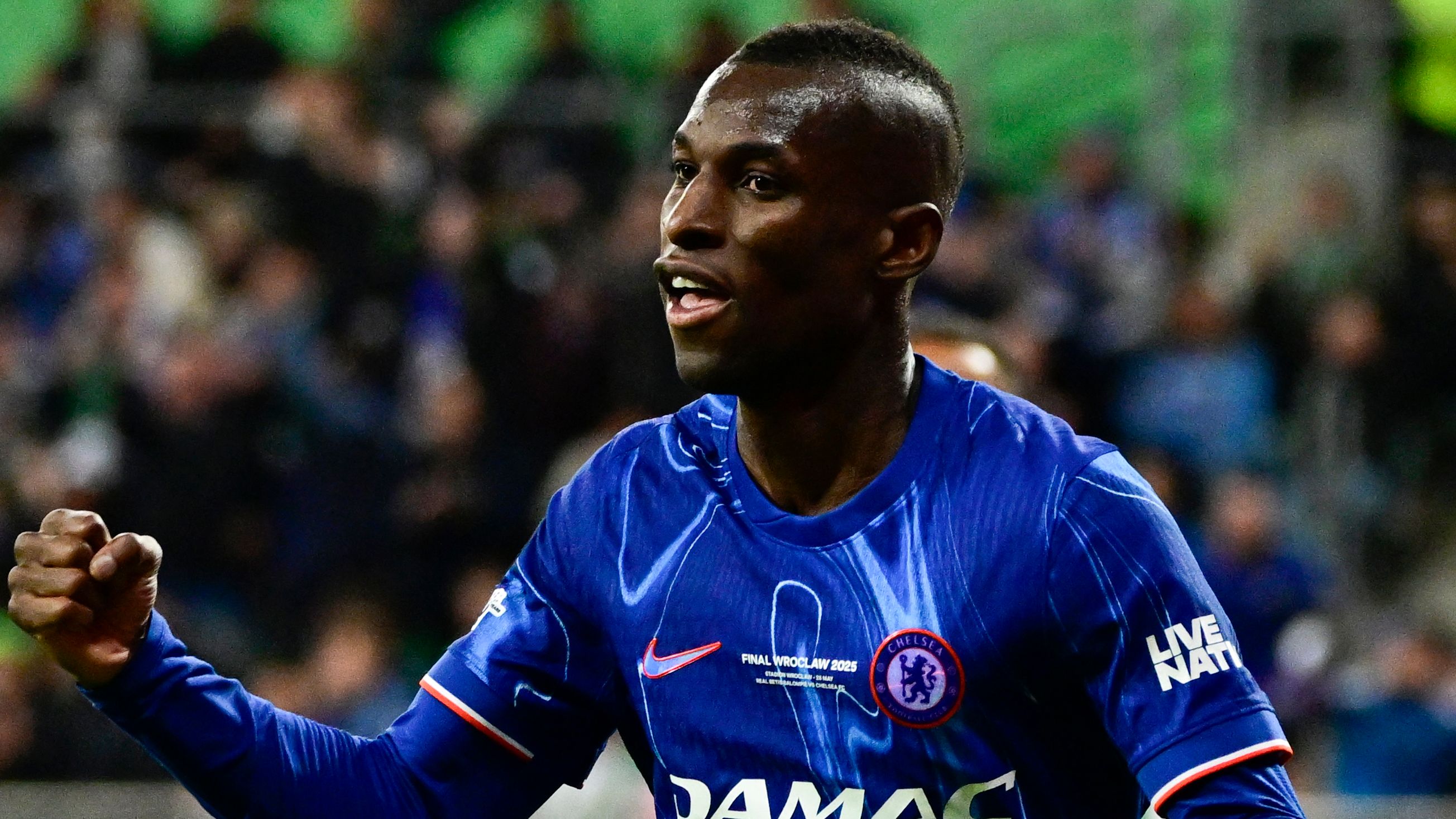Bayern Munich Executive Discusses Deadline Day Signing of Enthusiastic Nicolas Jackson After Initial Chelsea Transfer Collapse