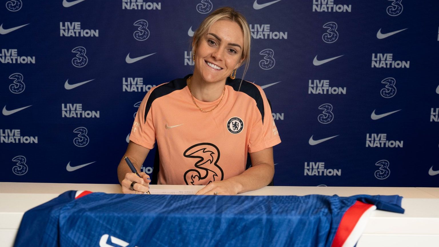 Olivia Smith, Ellie Carpenter, and 10 New Signings to Watch as the Women's Super League Season Kicks Off