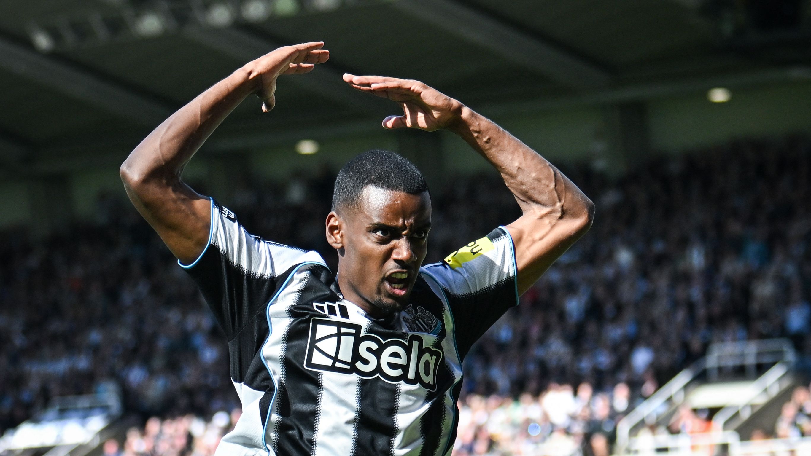 Alexander Isak's Agent Criticizes Newcastle Following the Completion of His £125m Transfer to Liverpool