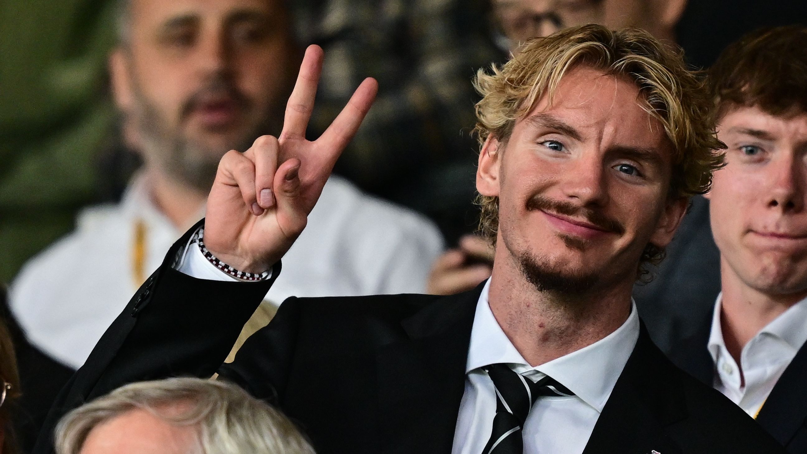 Nick Woltemade's £69m Transfer to Newcastle Deemed ‘Extraordinary,' as Former Bayern Munich Coach Emphasizes Finance's Dominance in Football