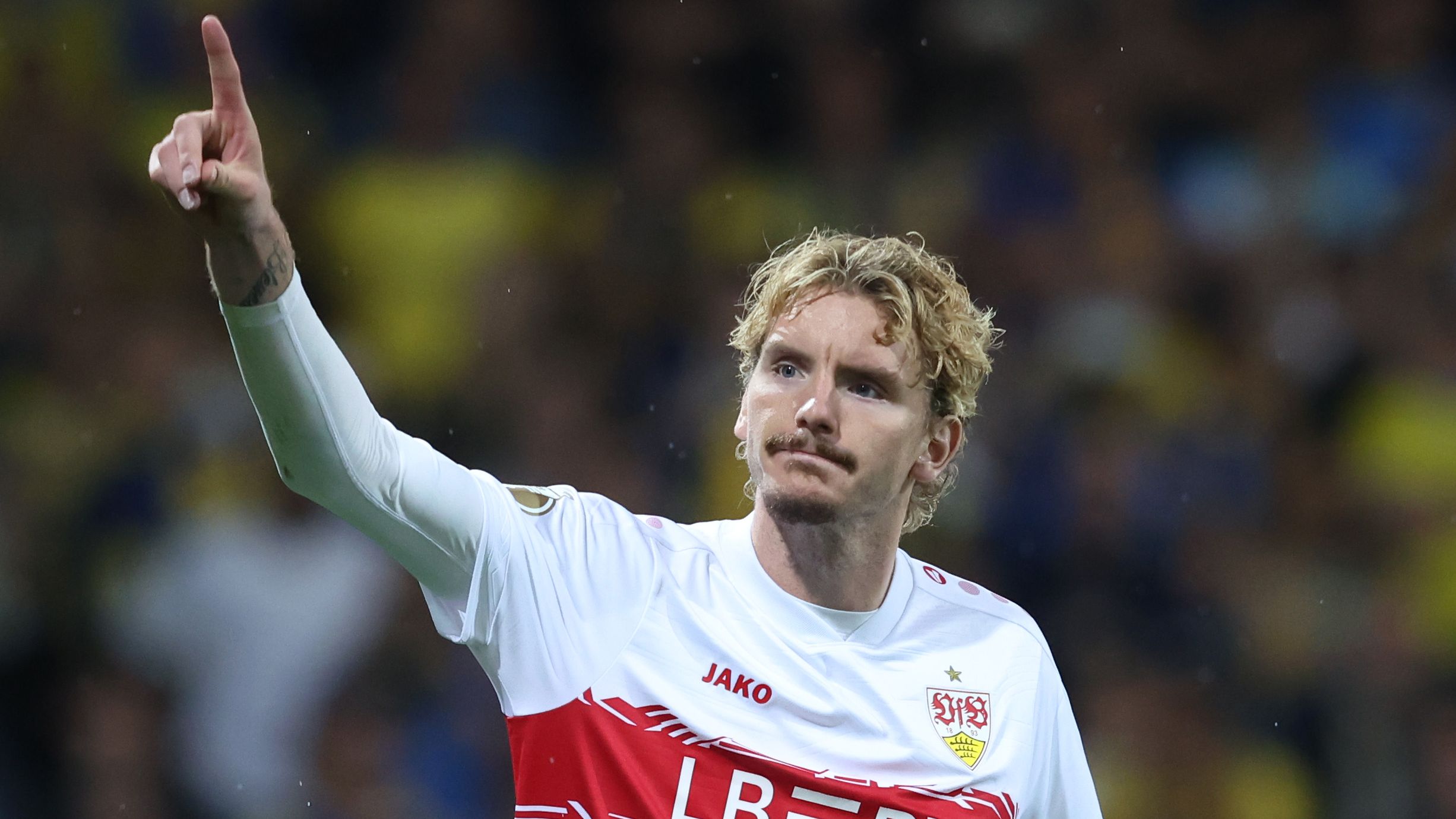 Nick Woltemade's £69m Transfer to Newcastle Deemed ‘Extraordinary,' as Former Bayern Munich Coach Emphasizes Finance's Dominance in Football