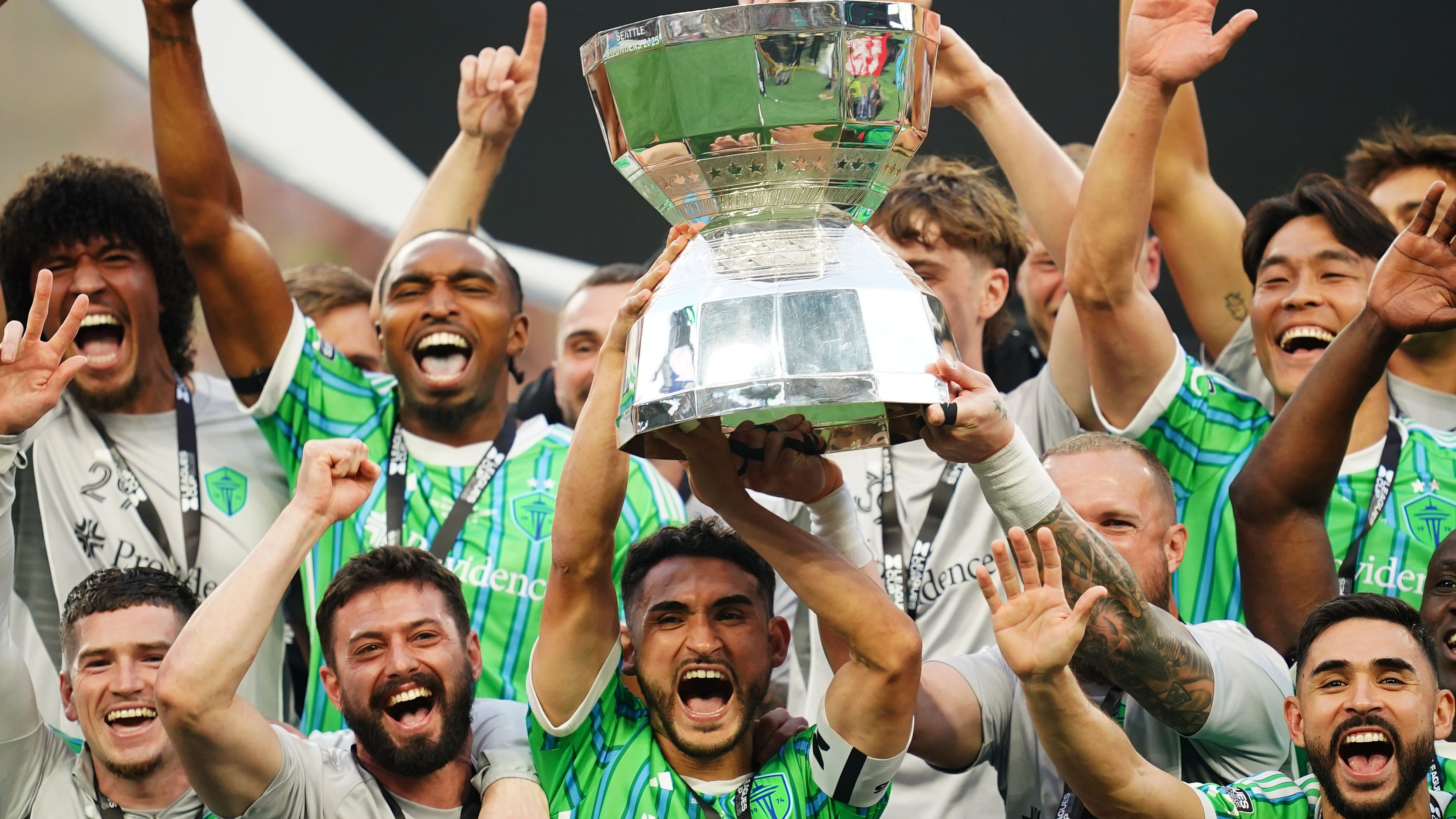 Cristian Roldan of Seattle Sounders Selected for Mauricio Pochettino's USMNT Squad in Friendlies Against South Korea and Japan