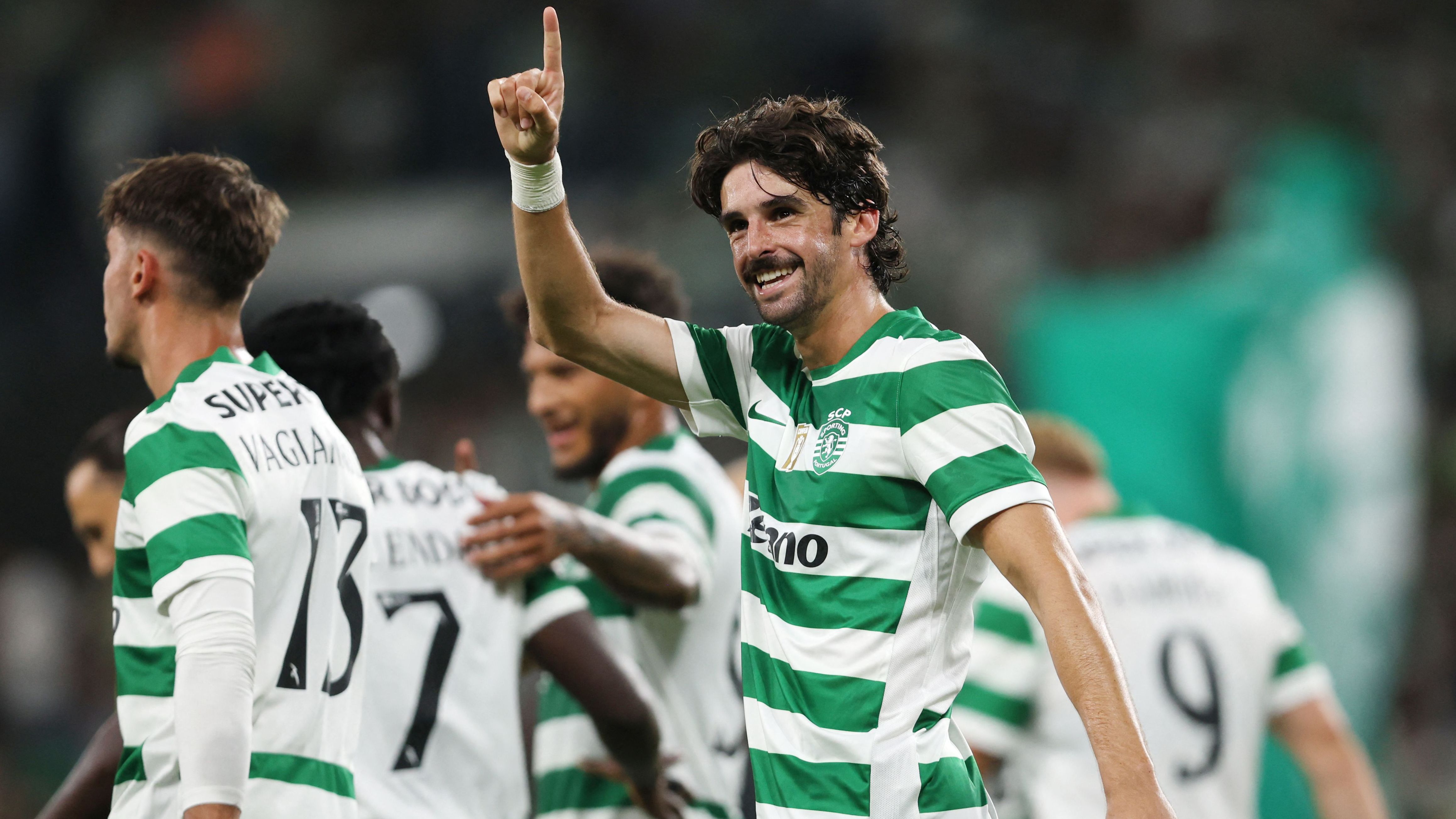 Morten Hjulmand Declines Lucrative Offers to Triple His Salary and Remain at Sporting CP, as Club President Praises Players' Loyalty