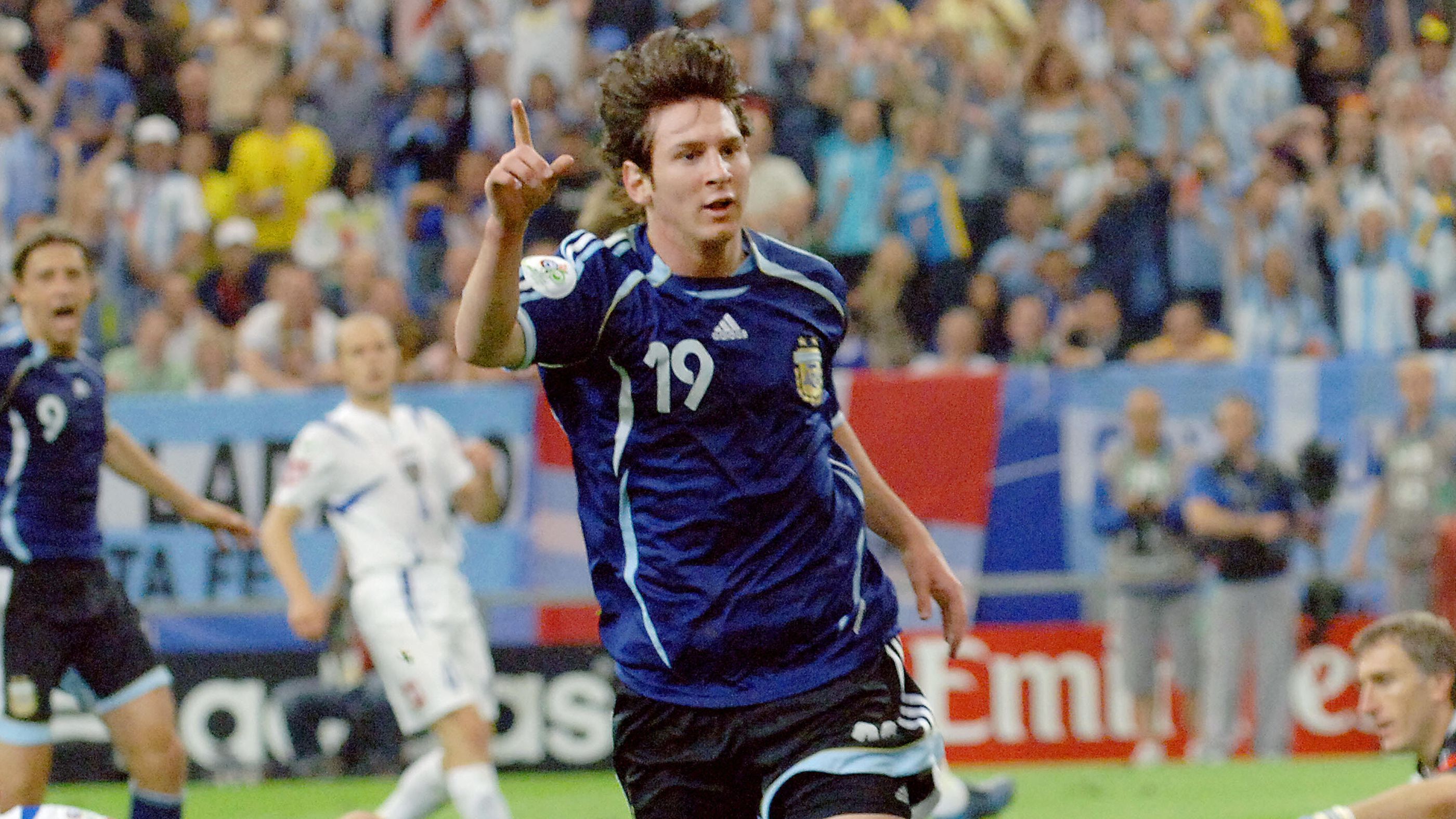 Lionel Messi's Top 10 Iconic Moments for Argentina: Ranked