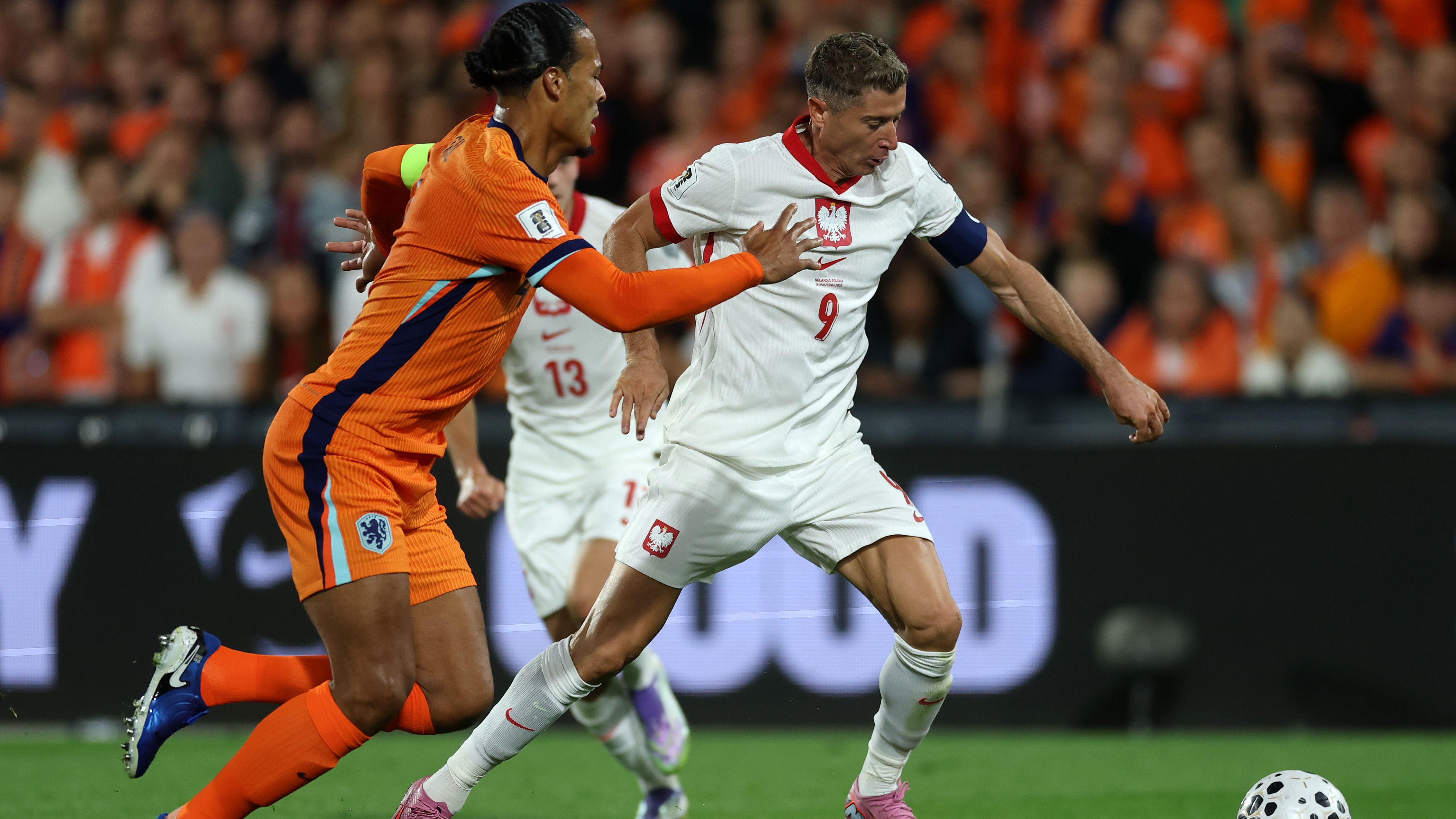 Frenkie de Jong Expresses Dissatisfaction with the Netherlands' Collapse, Criticizing Second-Half Performance Against Poland