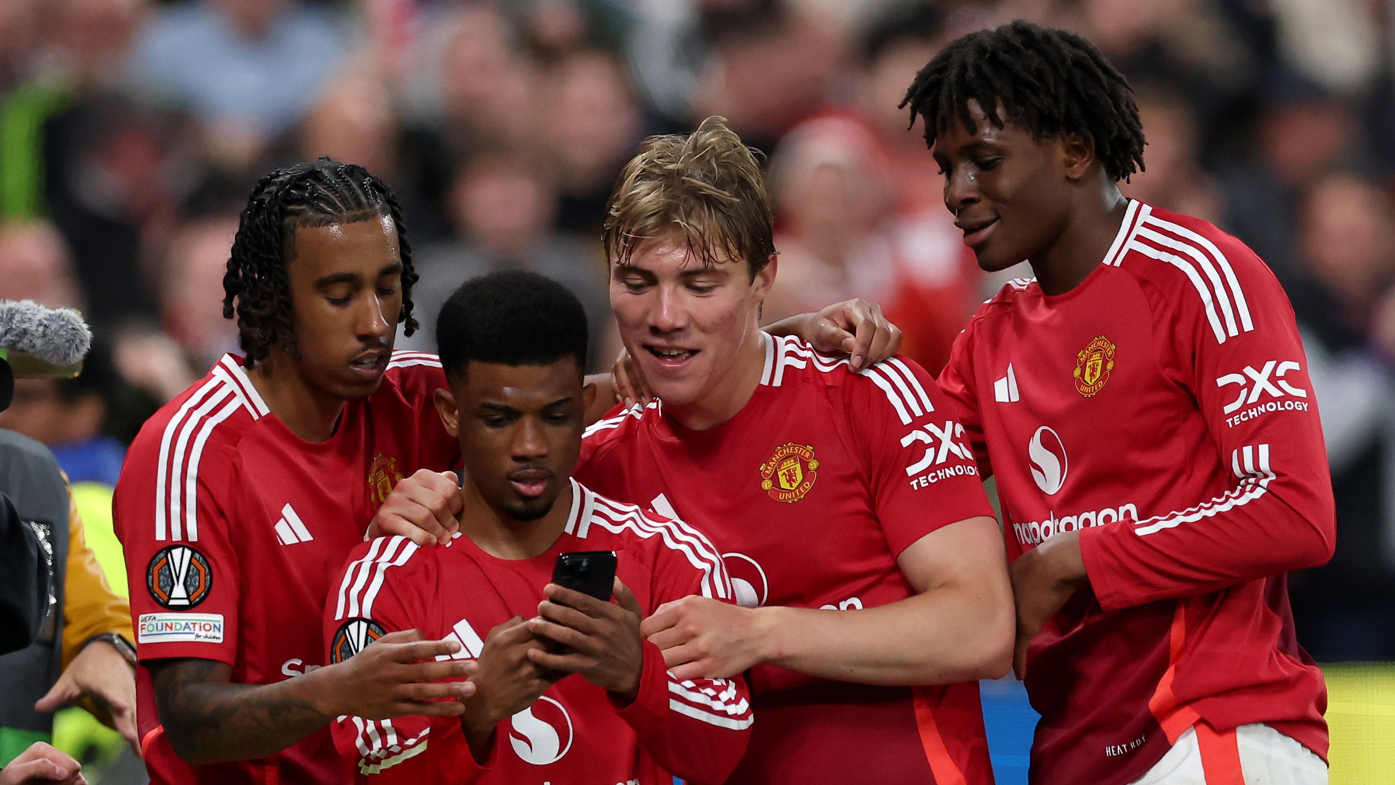 Manchester United Star Expresses Surprise Over Rasmus Hojlund's Transfer to Napoli and Credits Him for Influencing His Own Move to the Club
