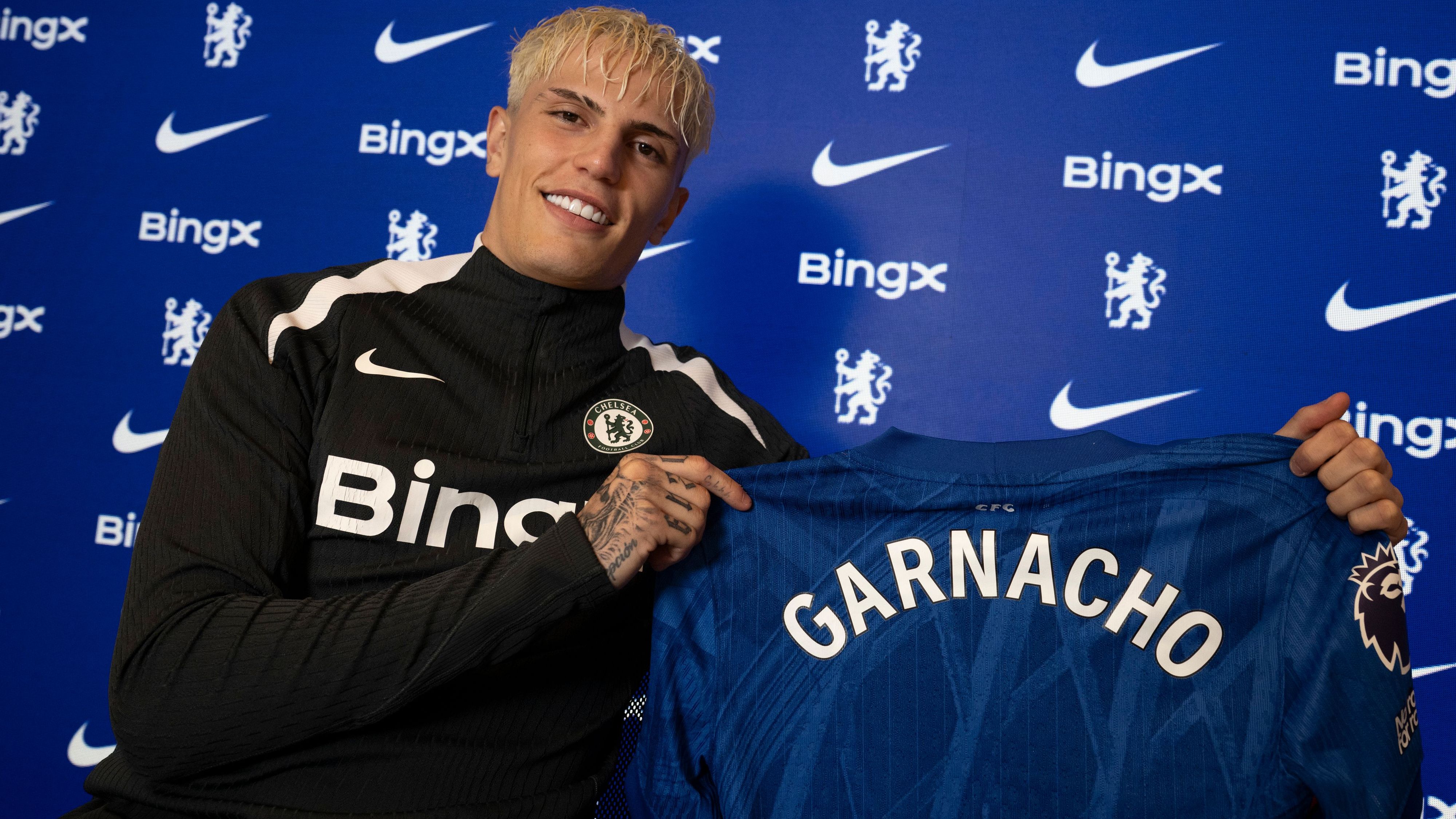 VIDEO: 'I can't move my legs!' – Alejandro Garnacho left exhausted by first Chelsea training session after £40m transfer from Man Utd