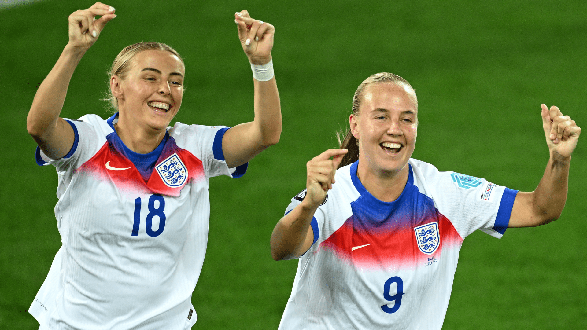 Beth Mead Makes History in the Women's Super League with Two Assists as Arsenal Launches Season with a Dominant Performance